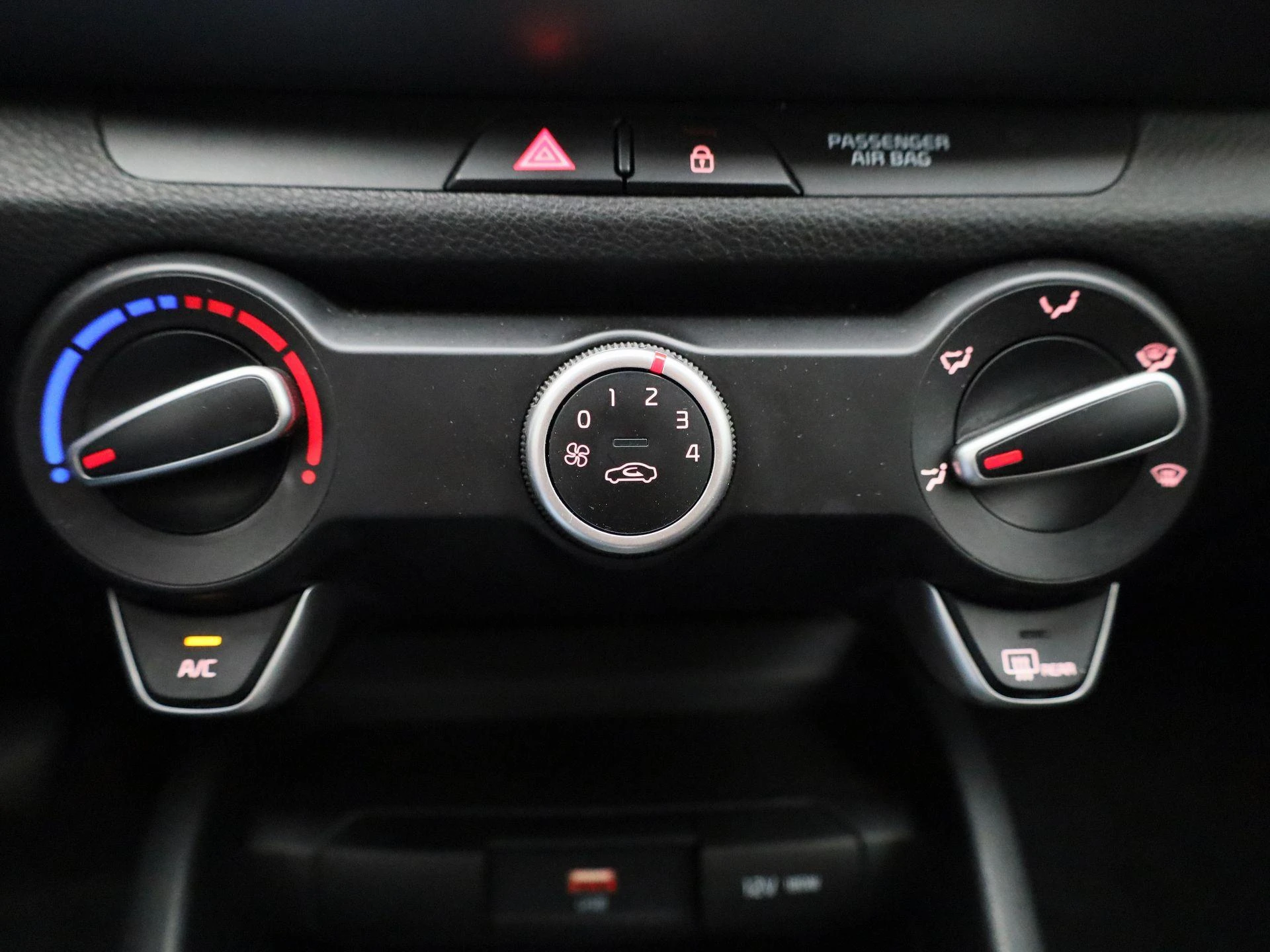 Kia Stonic 1.0 T-GDi MHEV DynamicLine
