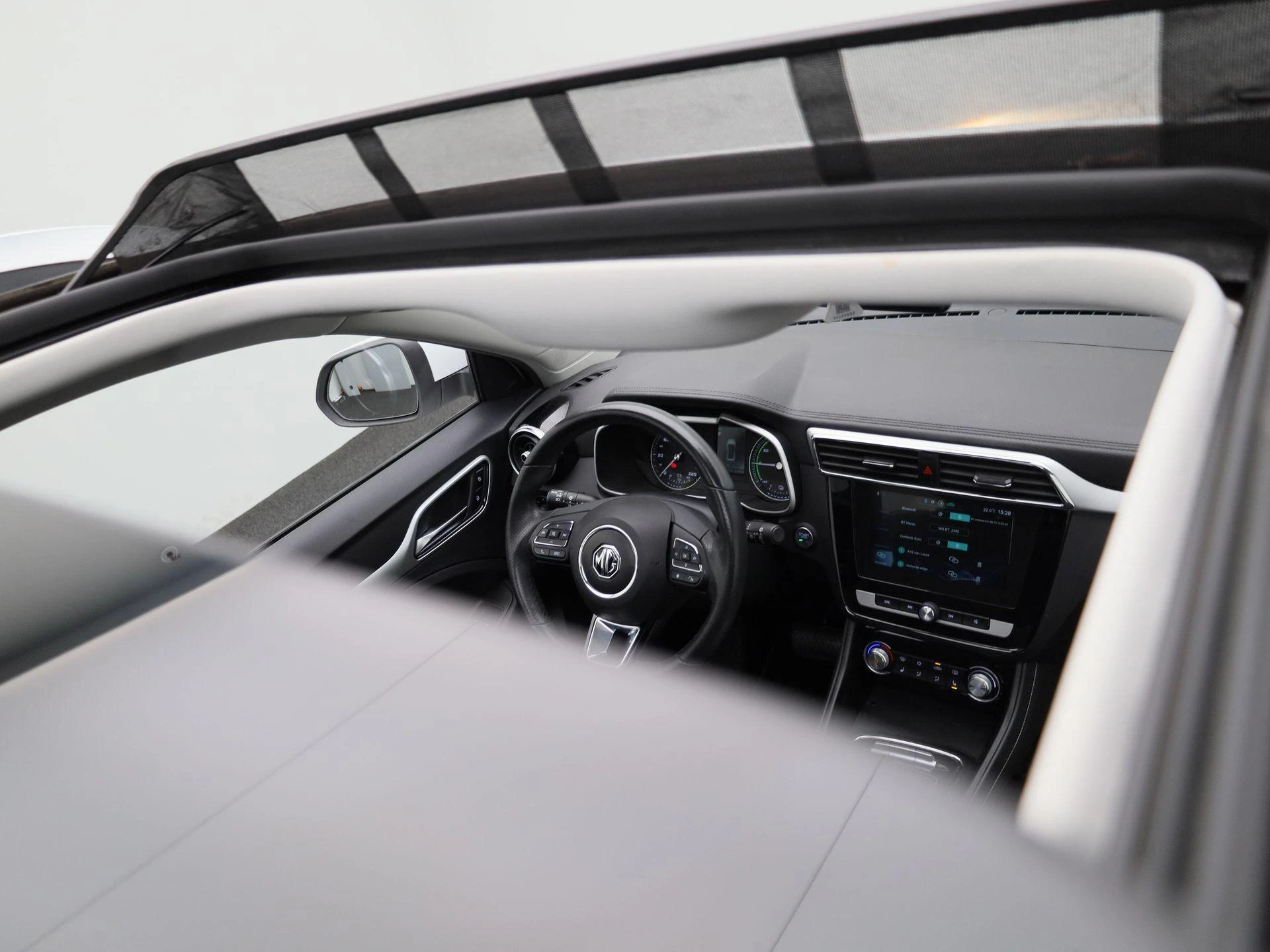 MG-ZS EV-image-37