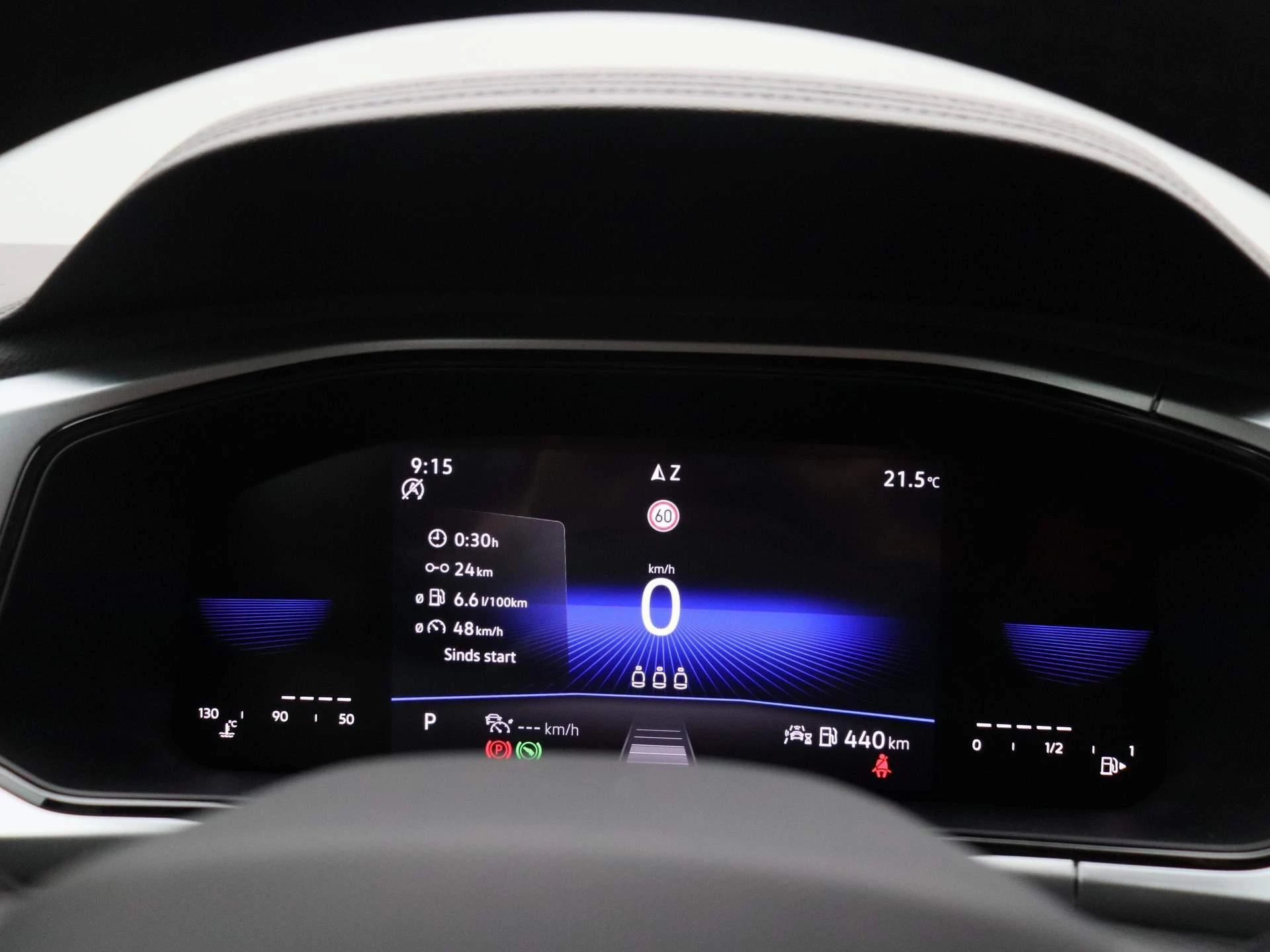 Volkswagen-T-Roc-image-7