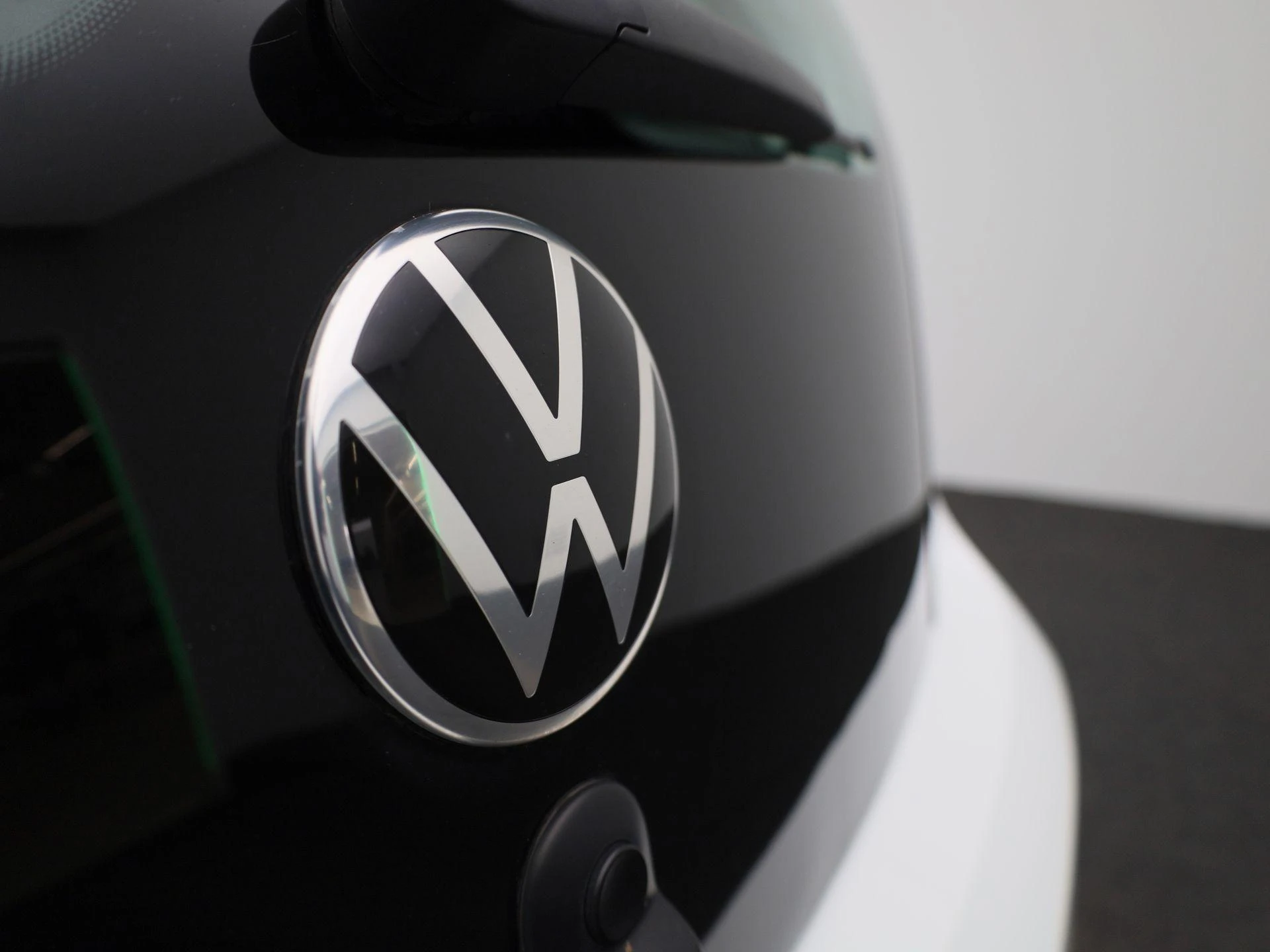 Volkswagen-up!-image-31
