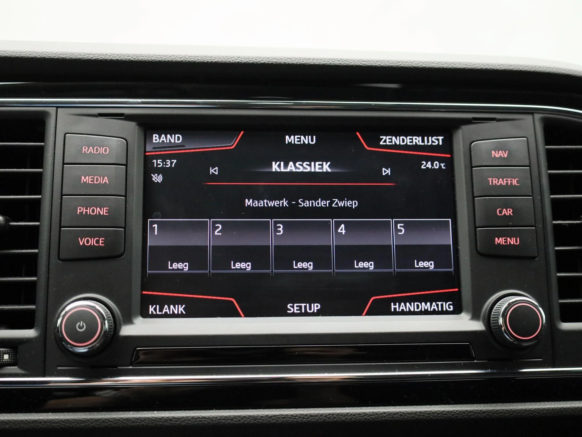 SEAT-Leon-image-14