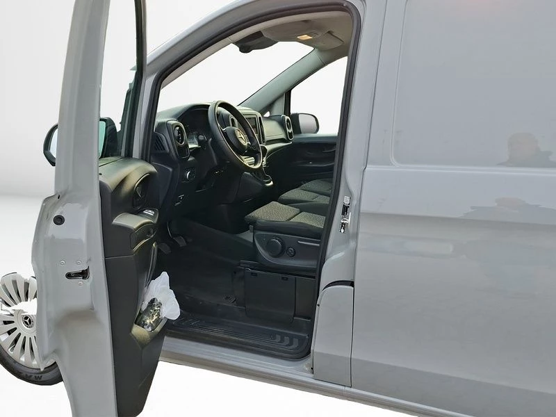 Mercedes-Benz Vito 116 EXTRALANG NEUES MODELL AHK NAVI KAM TEM
