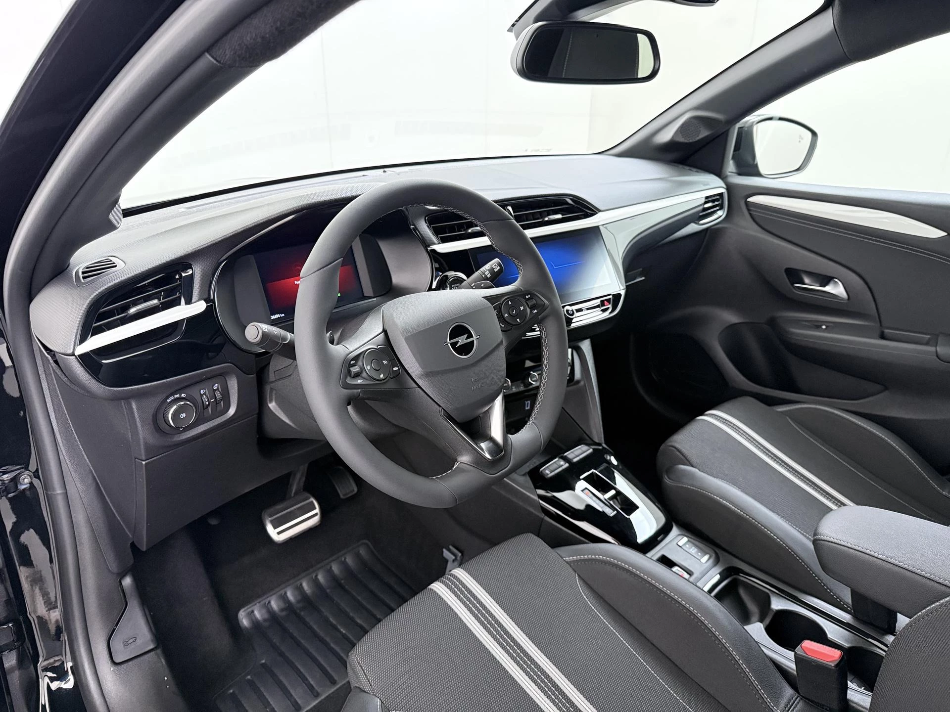 Opel-Corsa-image-12