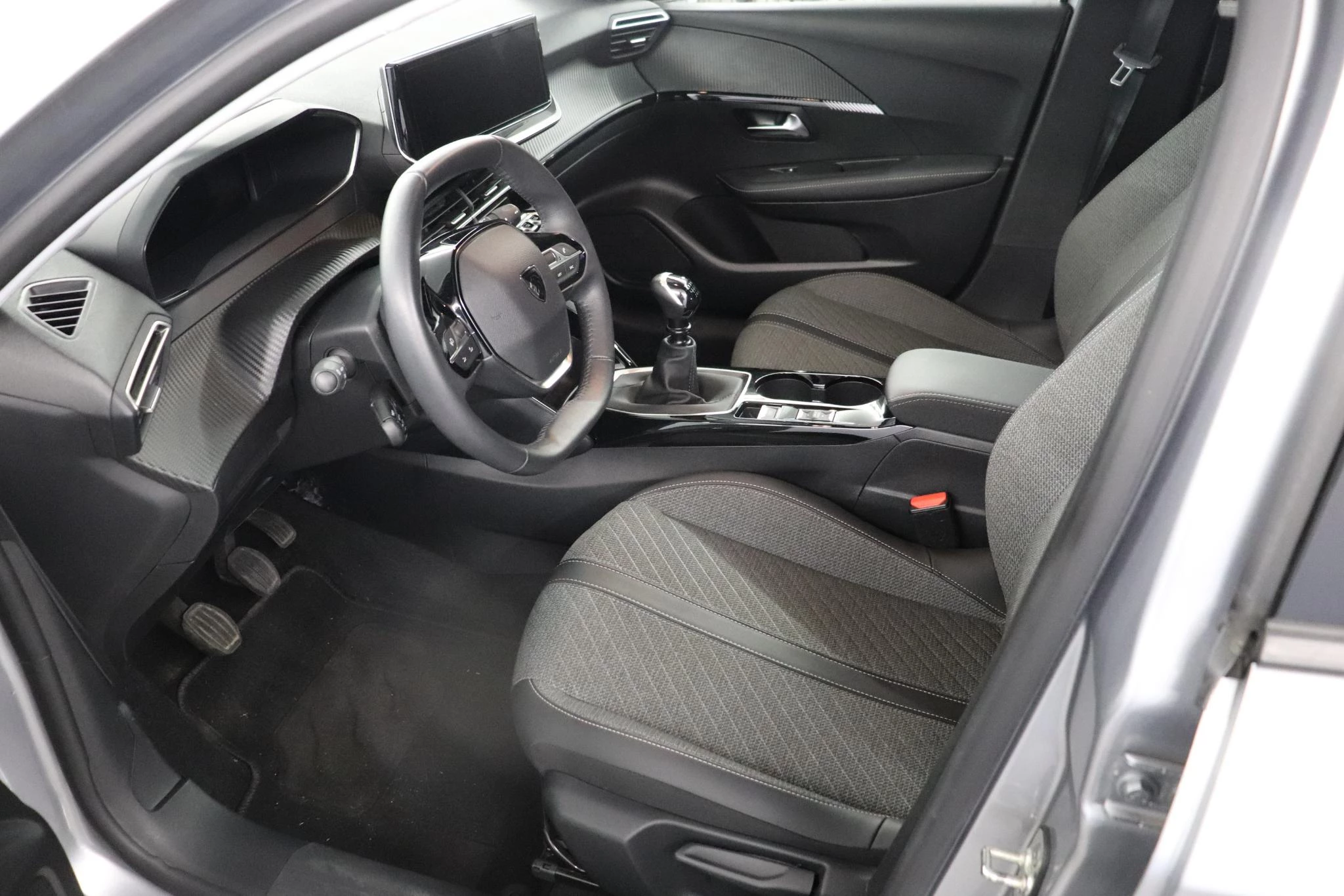 Peugeot 208 1.2 PureTech 100 MAN6 S&S Allure