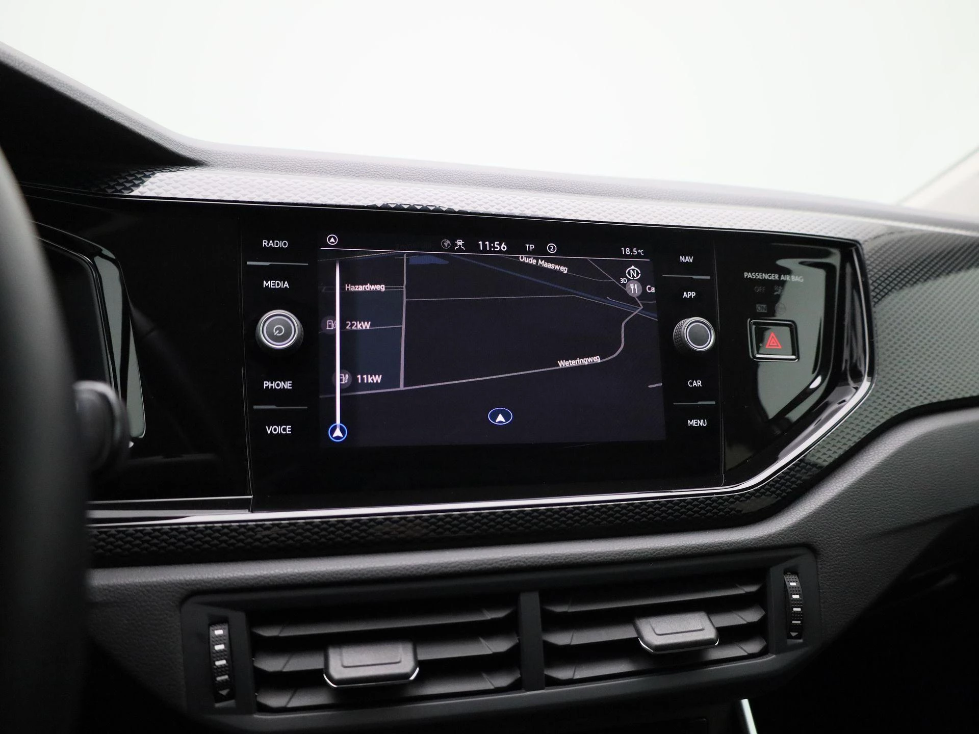 Volkswagen-Polo-image-13