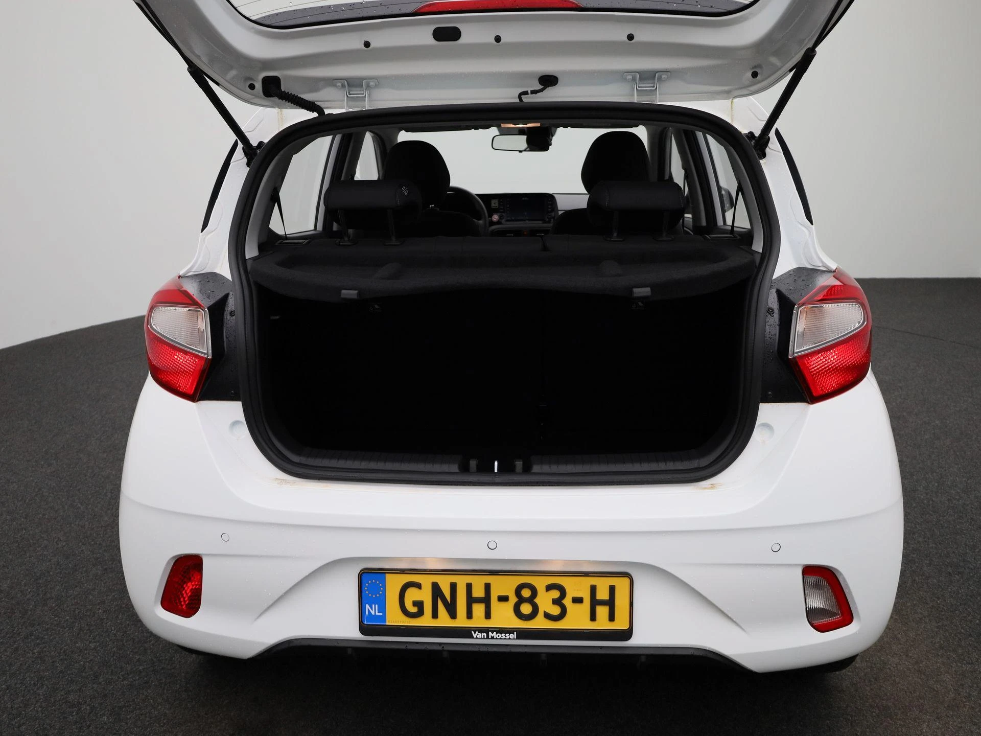 Hyundai i10 - 11
