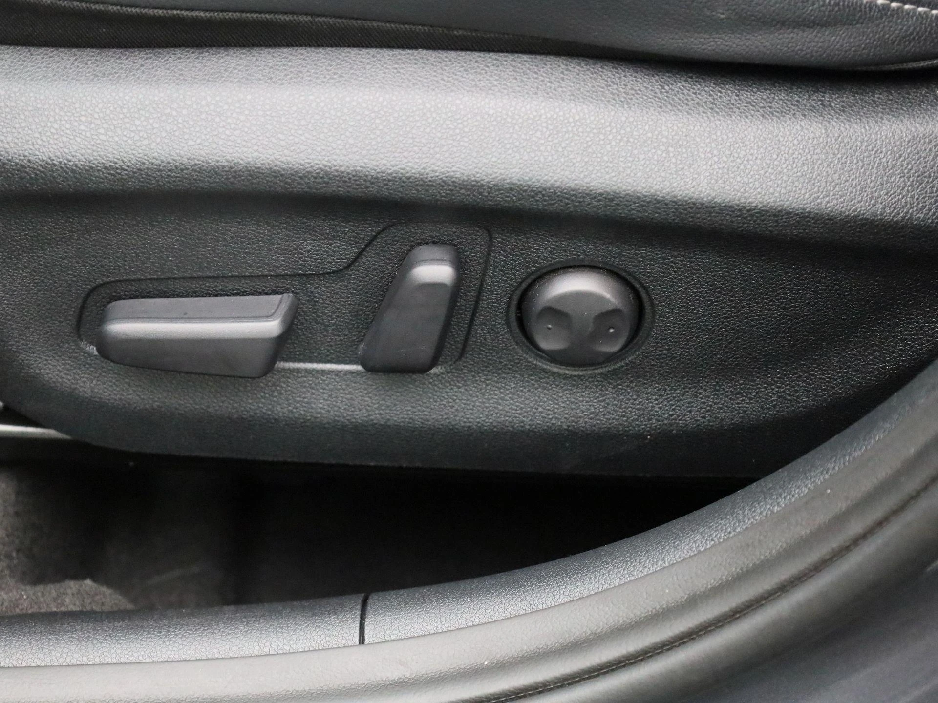 Kia-Niro-image-34