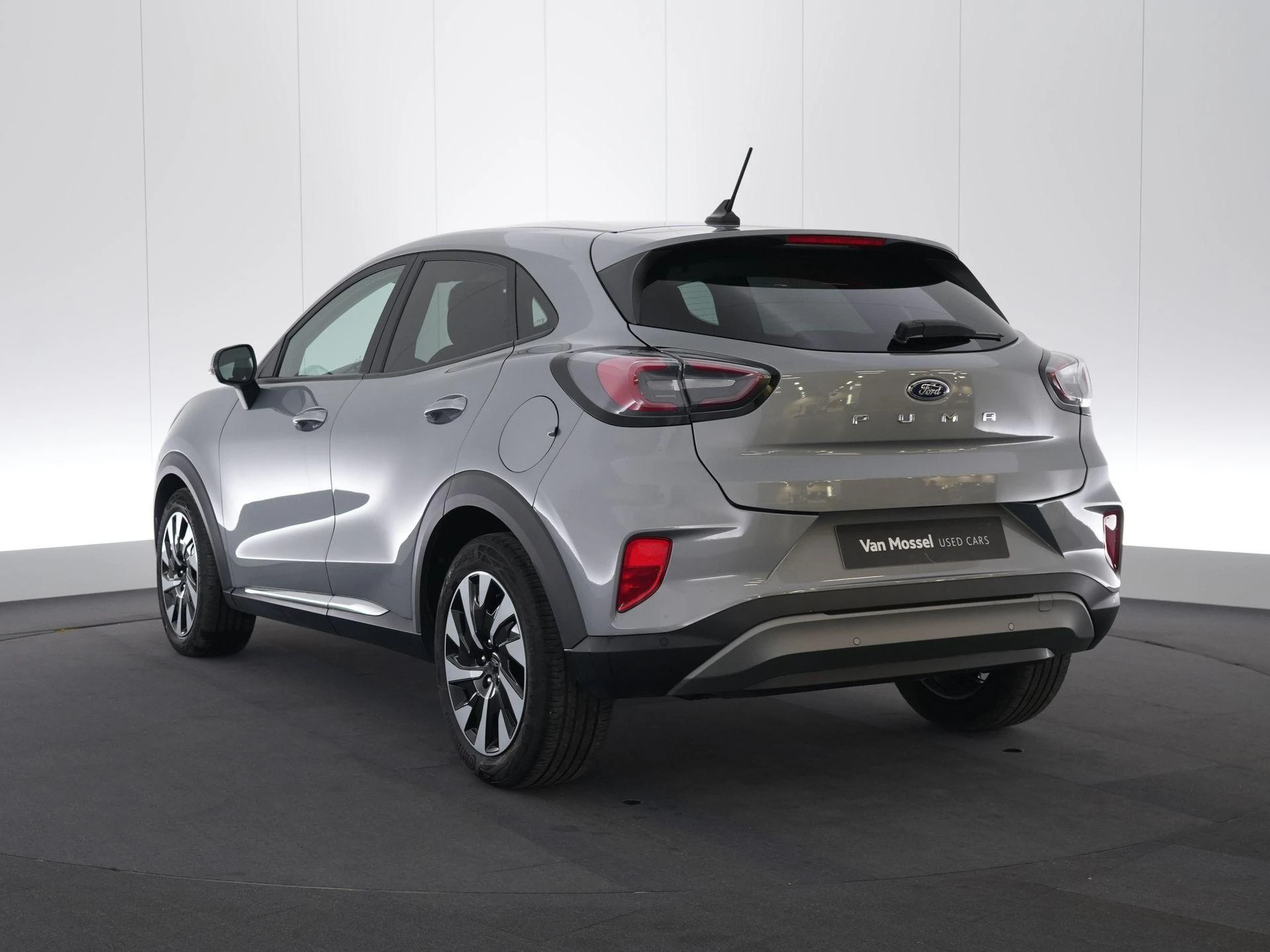 Ford Puma 1.0i Ecoboost mHEV 92kW Titanium