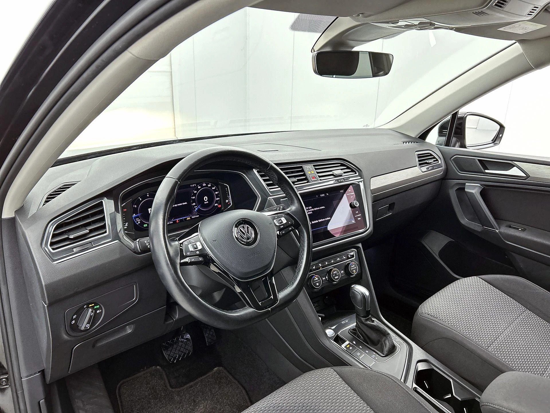 Volkswagen-Tiguan Allspace-image-18