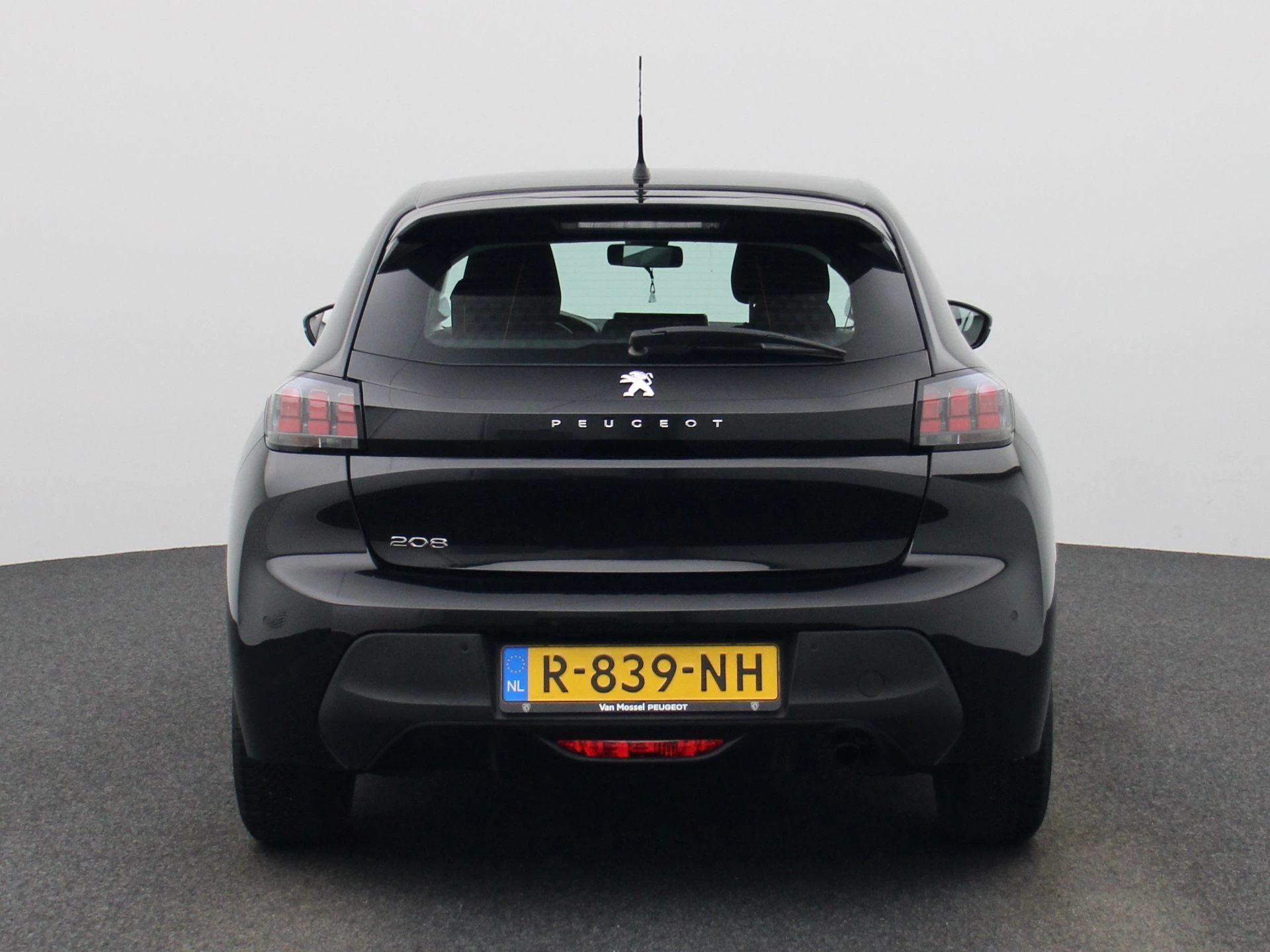 Peugeot-208-image-6