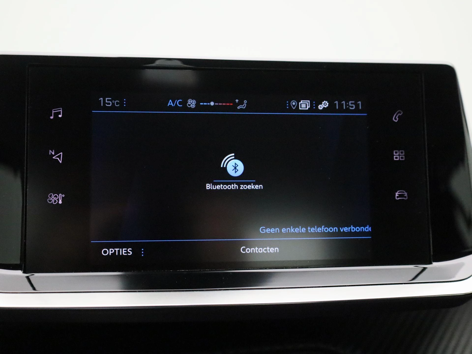 Peugeot-208-image-15