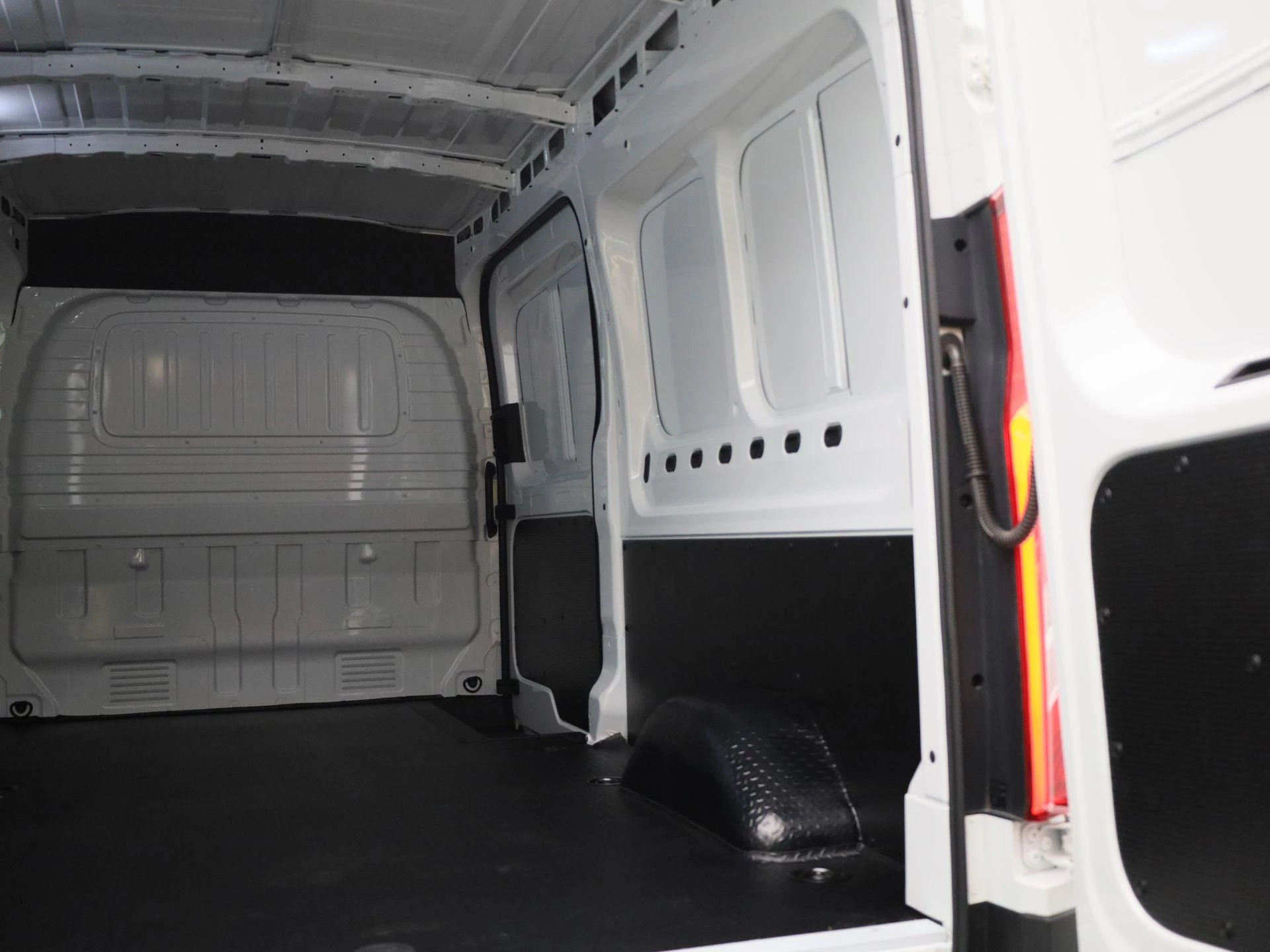 Maxus-eDeliver9-image-15