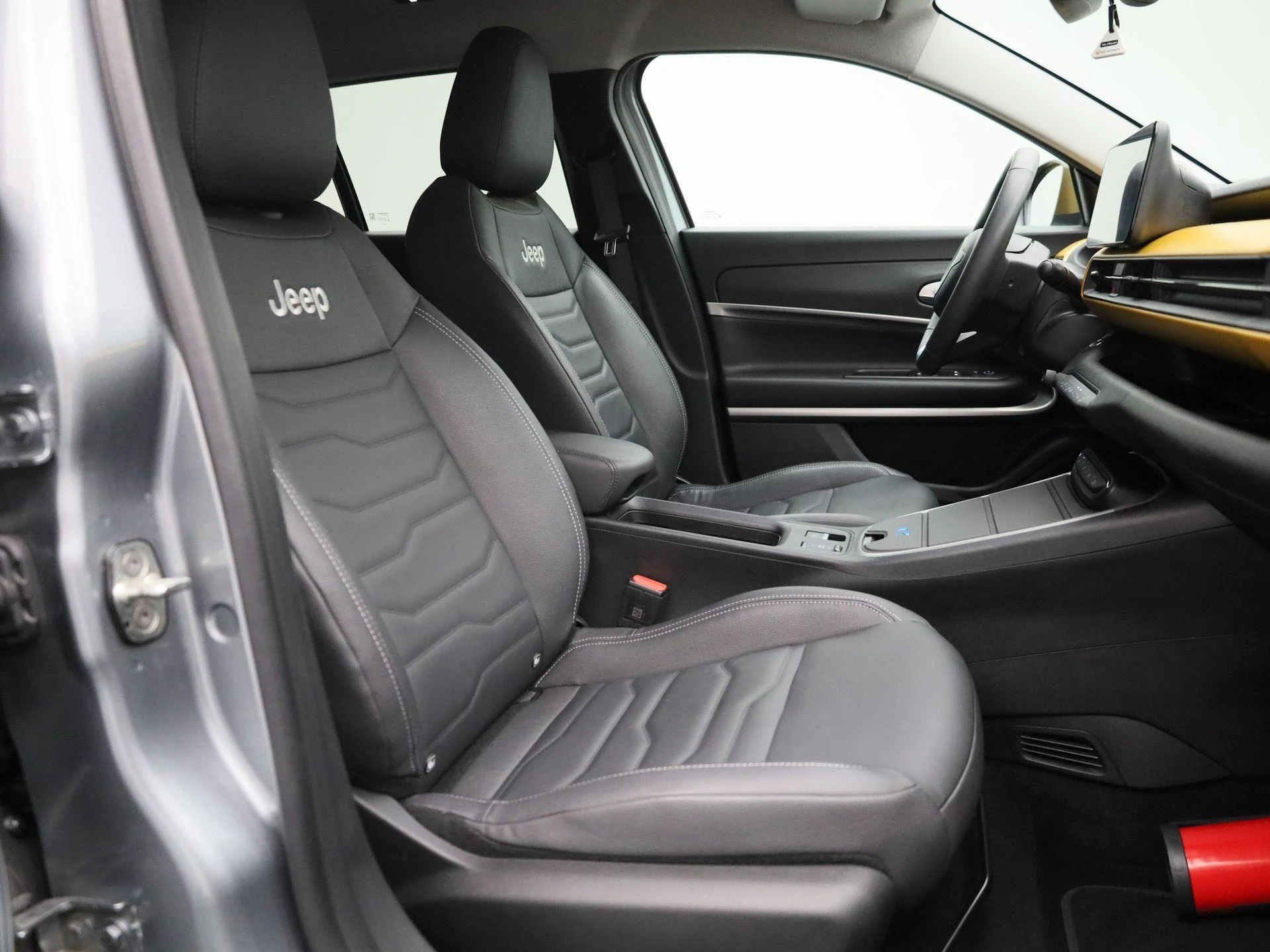 Jeep-Avenger-image-33