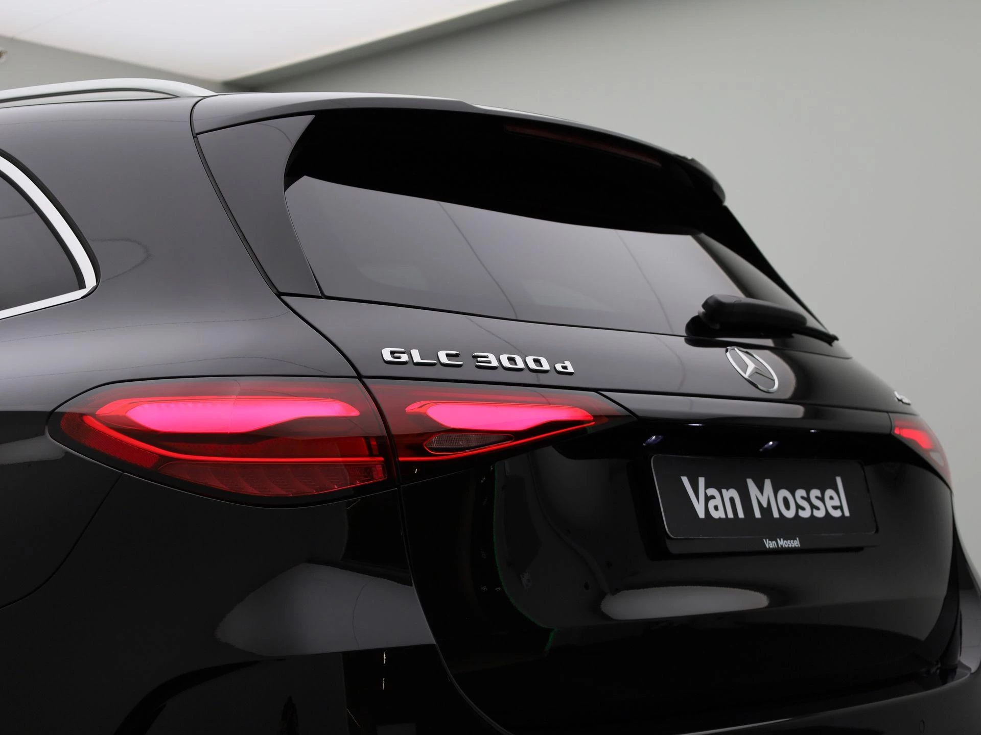 Mercedes-Benz GLC 300 d 4MATIC + AMG LINE + TREKHAAK +