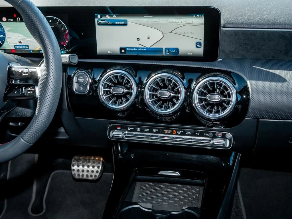 Mercedes-Benz-A-Klasse 200-image-10