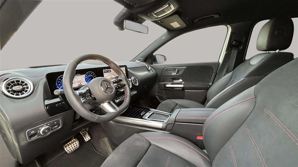 Mercedes-Benz-EQA-image-9