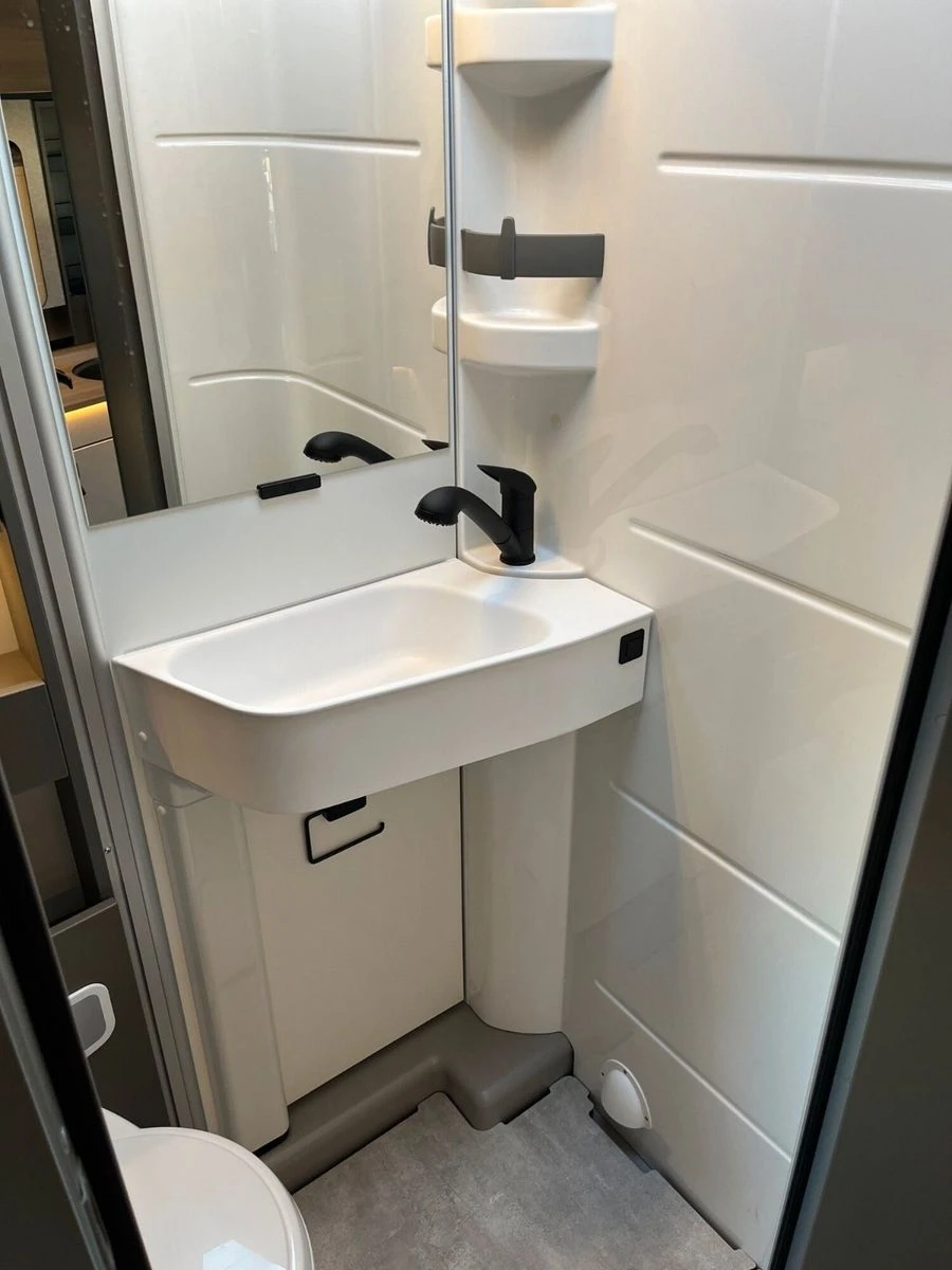 Hymer--image-13
