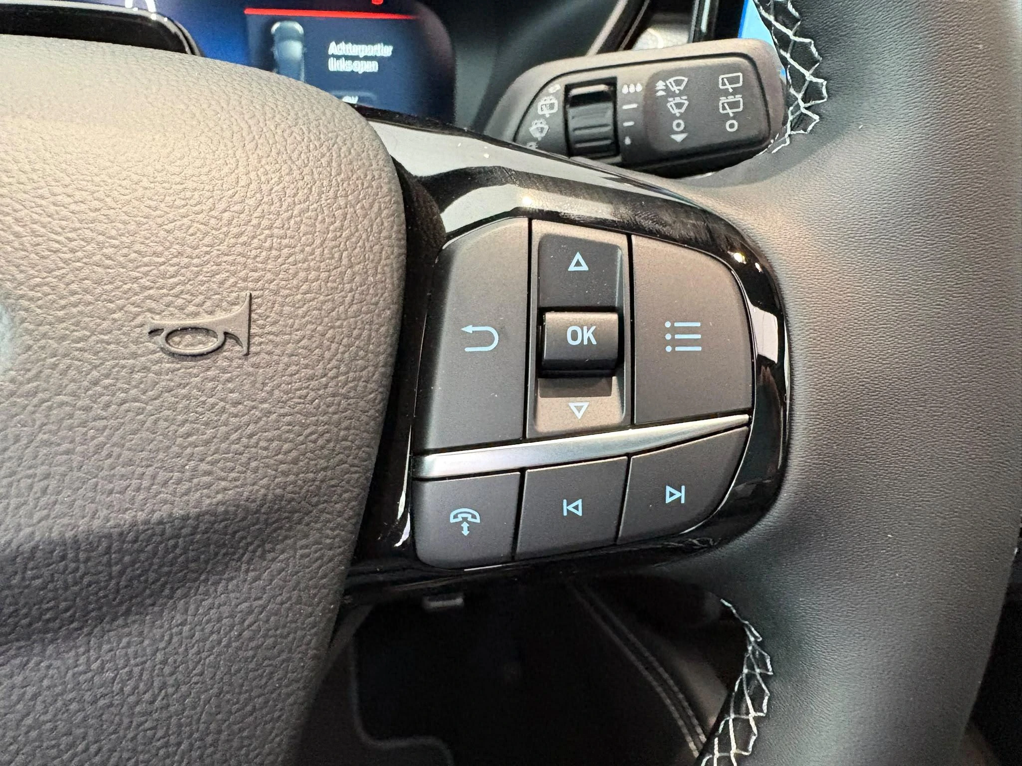 Ford-Kuga-image-23