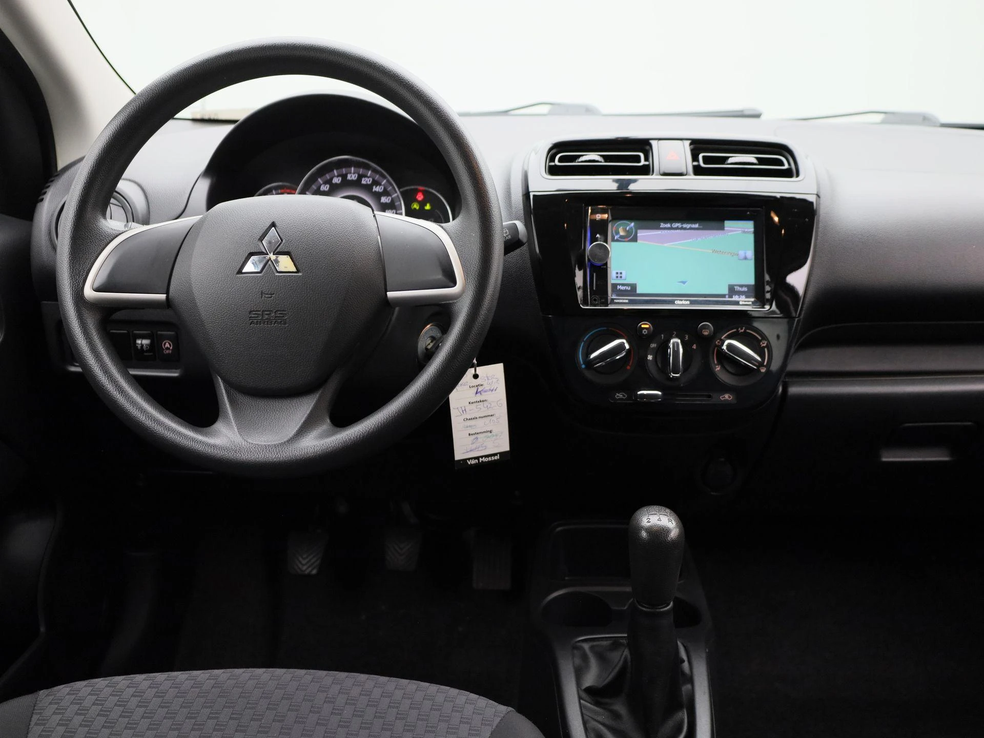Mitsubishi-Space Star-image-6