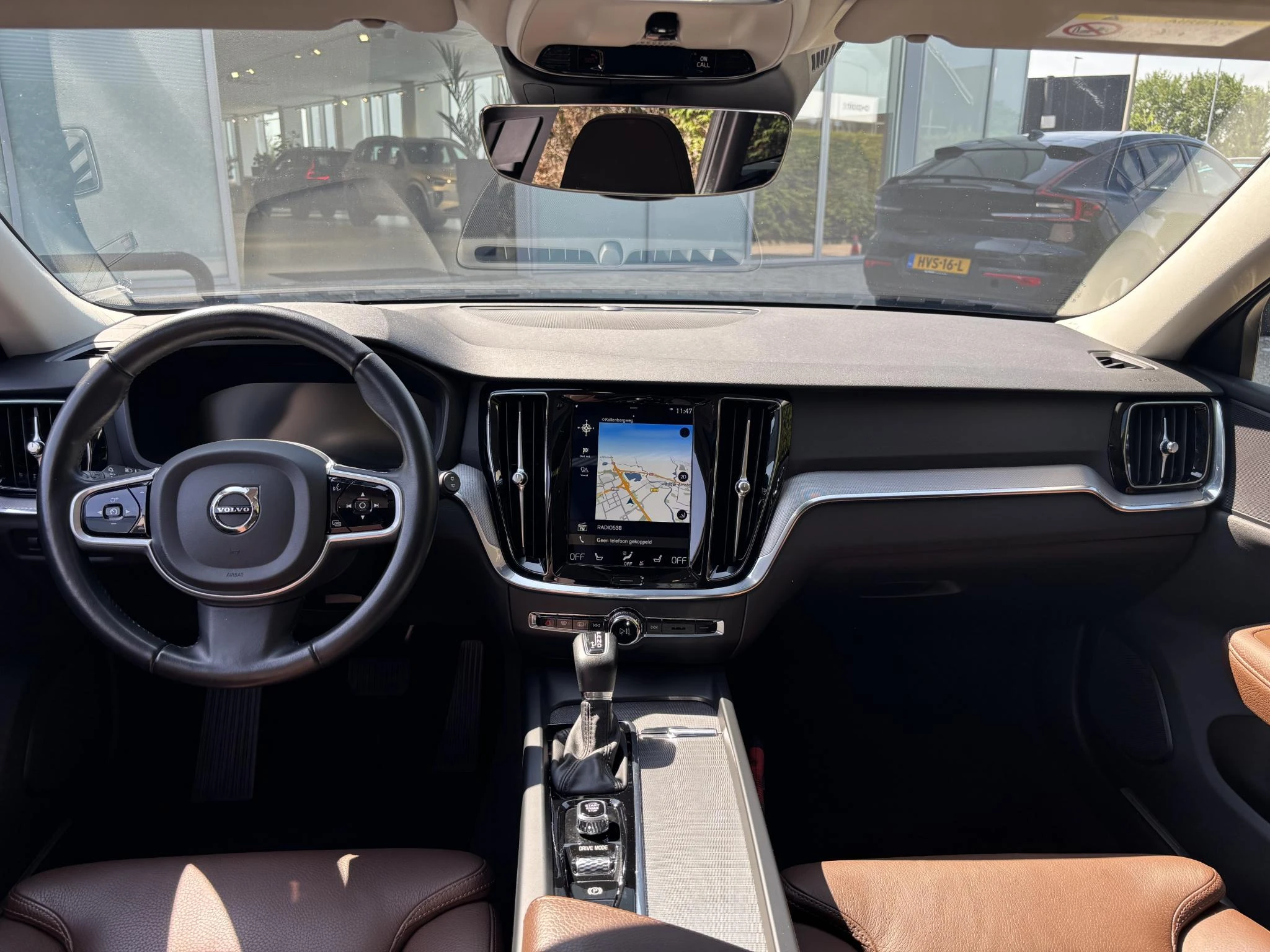 Volvo V60 D4 Momentum Pro|Leder|Panodak|Trekhaak|Aut.