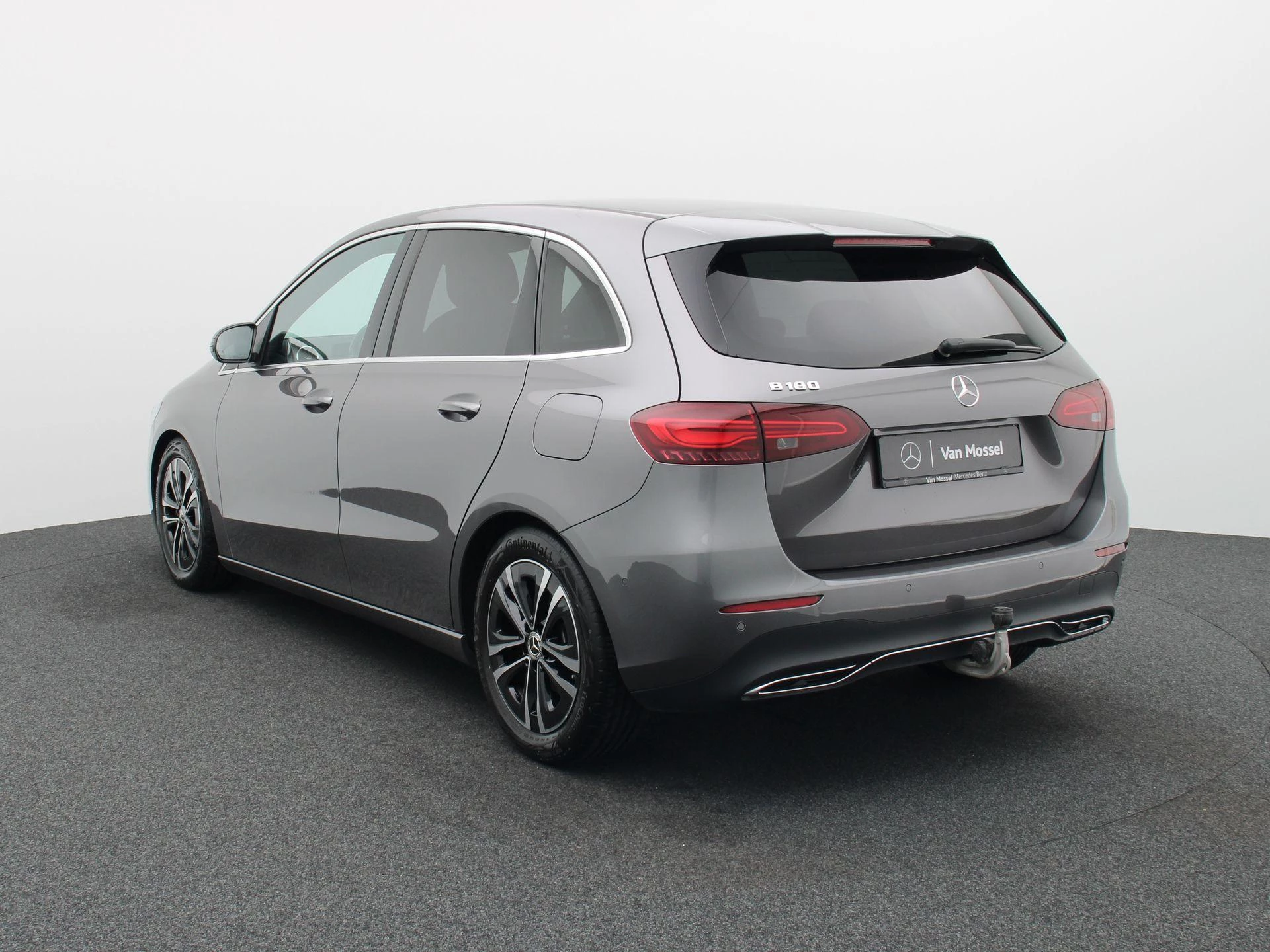 Mercedes-Benz B-Klasse 180 Business Line + CARPLAY + TREKHAAK +