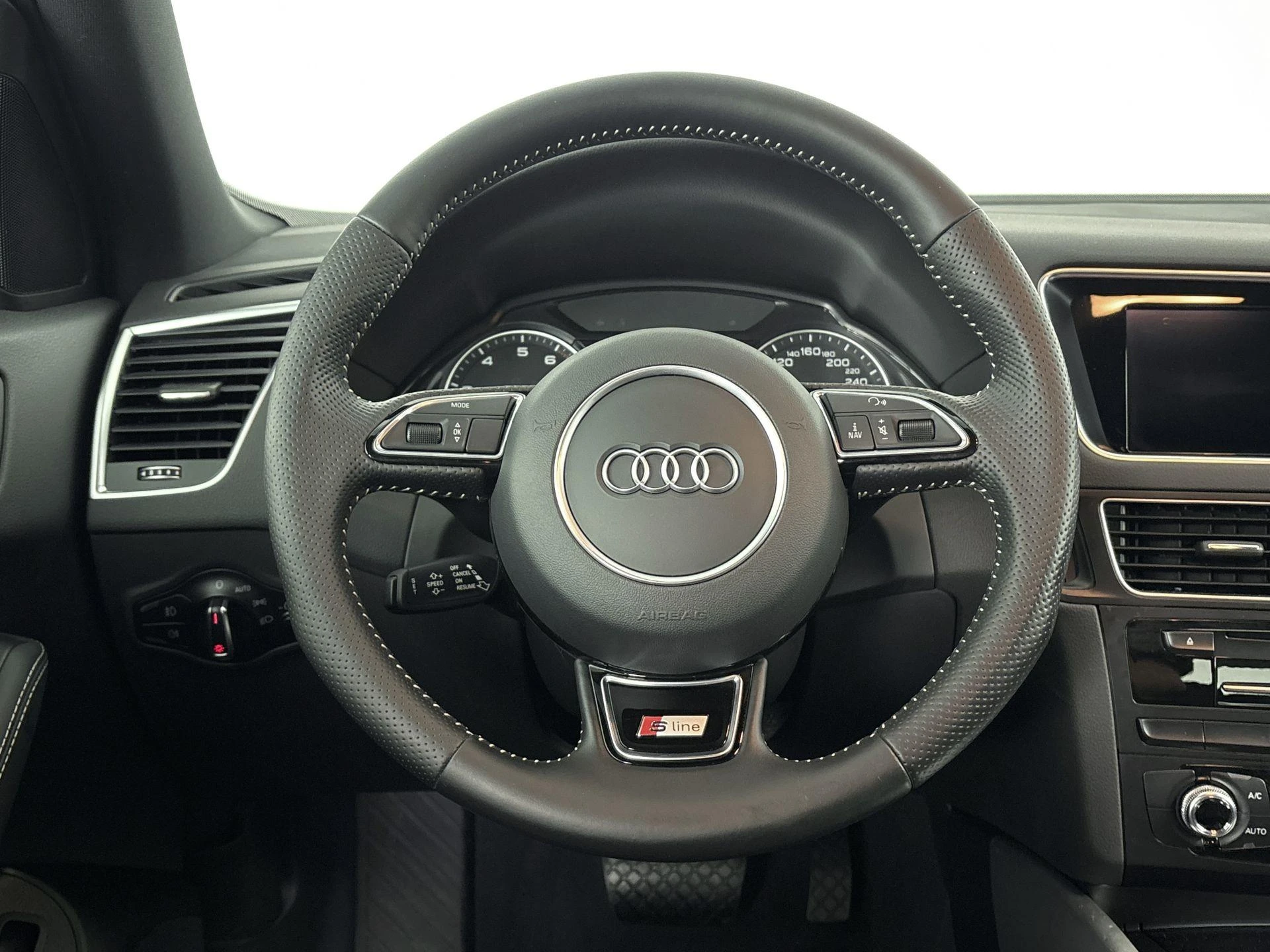 Audi-Q5-image-13