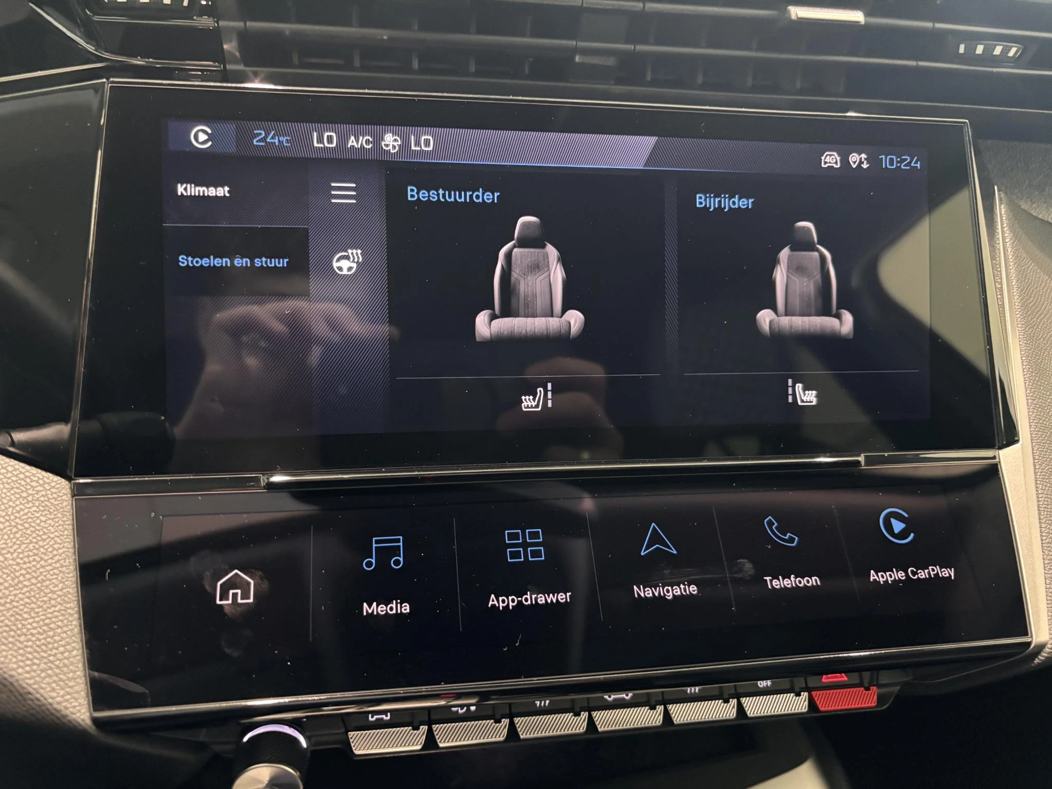 Peugeot 408 1.2 Allure Hybrid 145