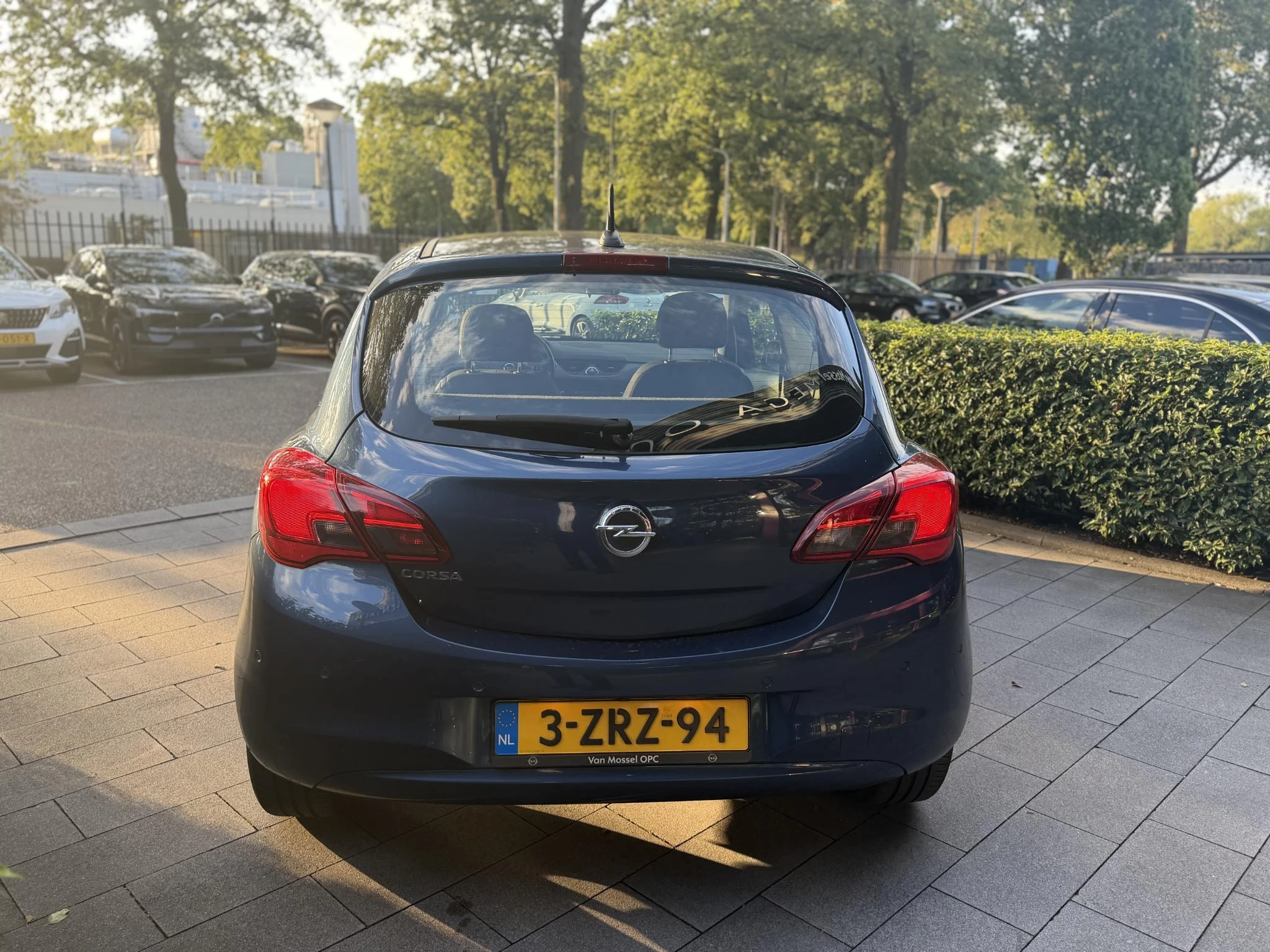 Opel-Corsa-image-2