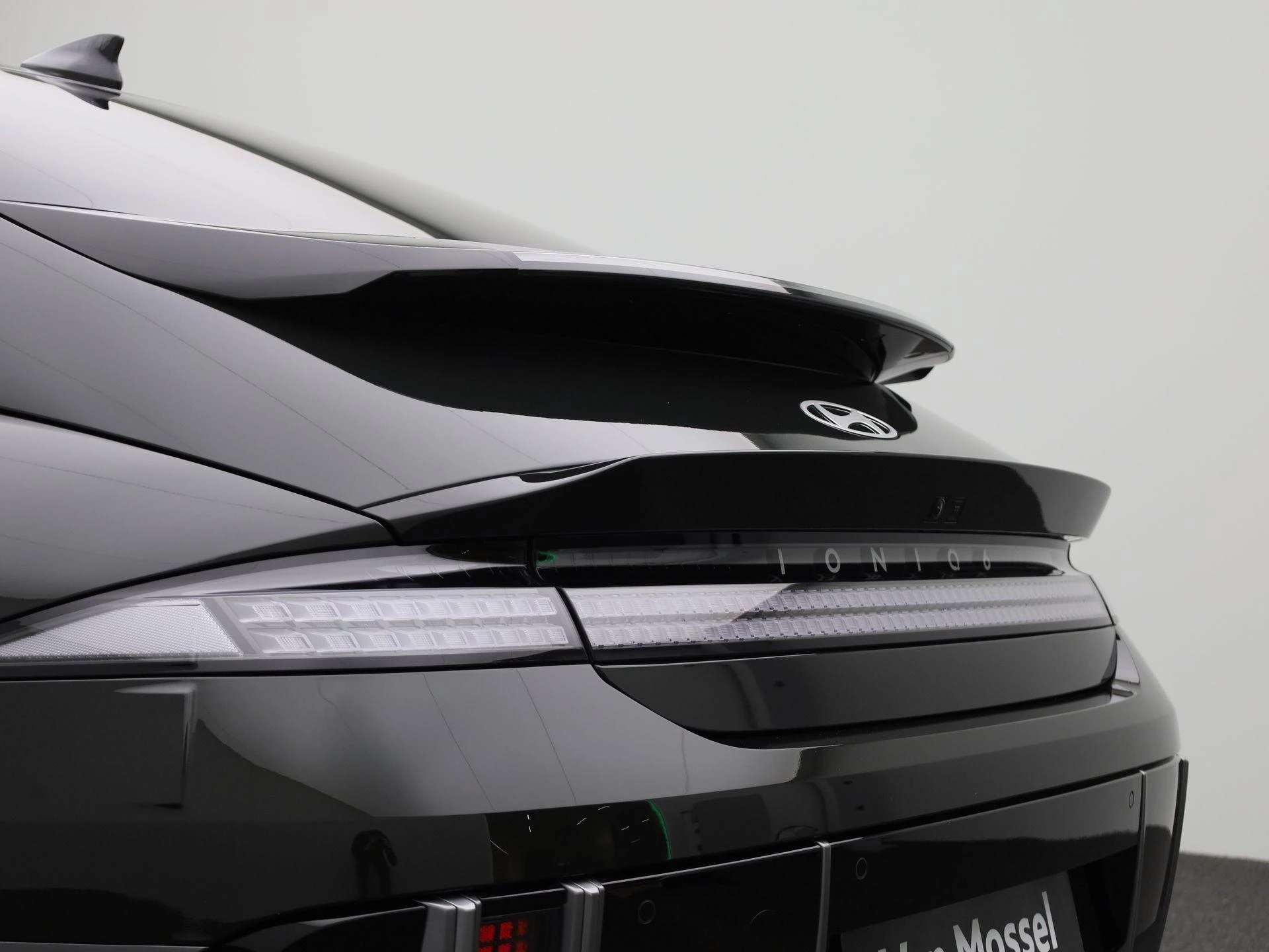 Hyundai-IONIQ 6-image-43