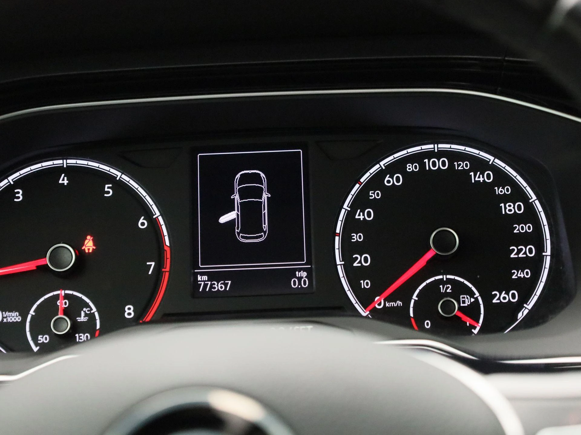 Volkswagen-Polo-image-7