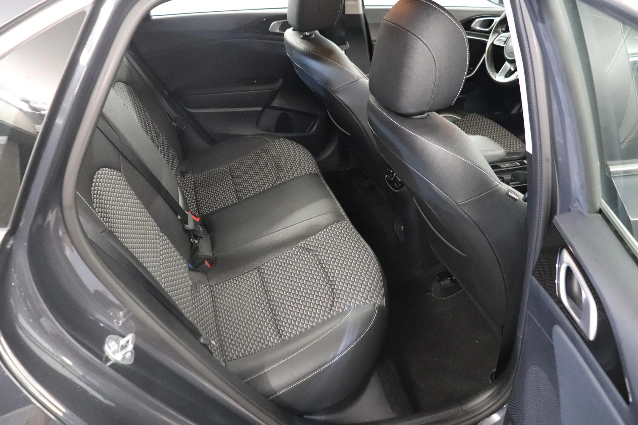 Kia-cee'd-image-8