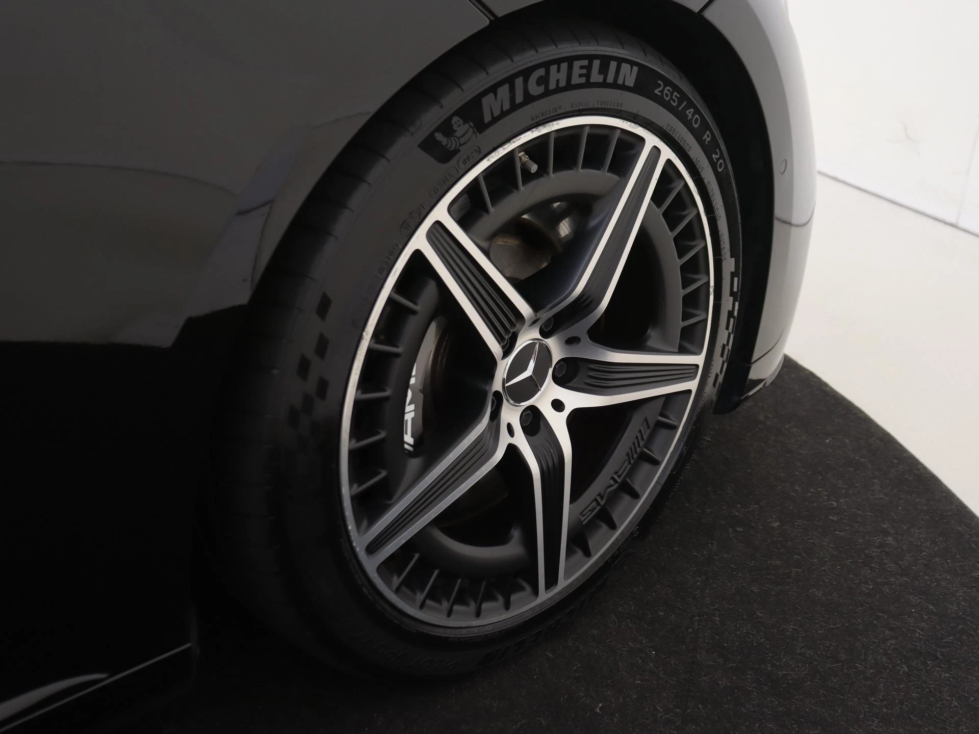 Mercedes-Benz EQE AMG 53 4MATIC+ 90 kWh