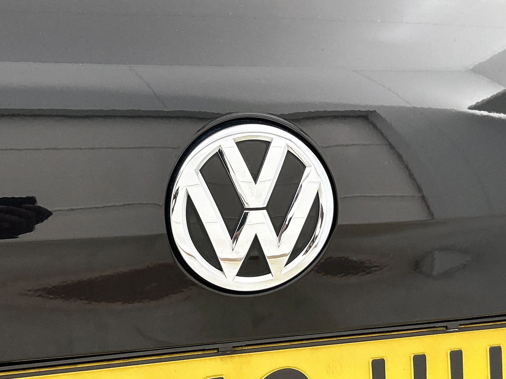 Volkswagen-Golf-image-10