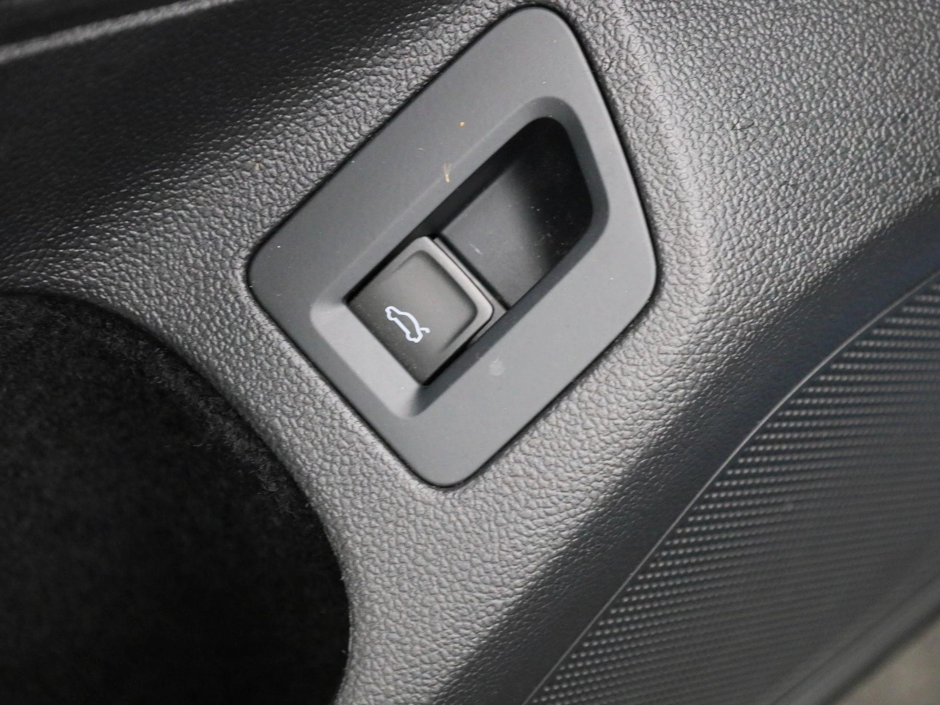 Volkswagen-Passat-image-32