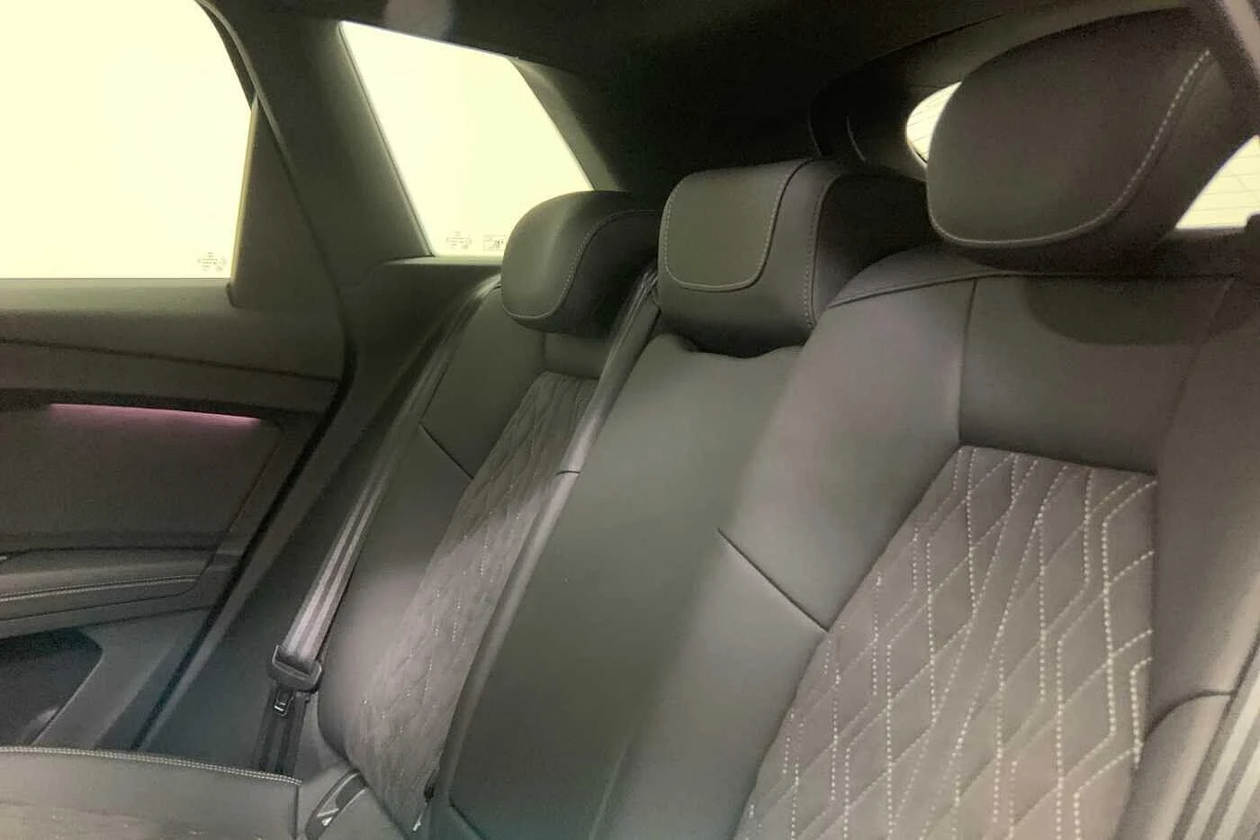 Audi-Q4 e-tron-image-9