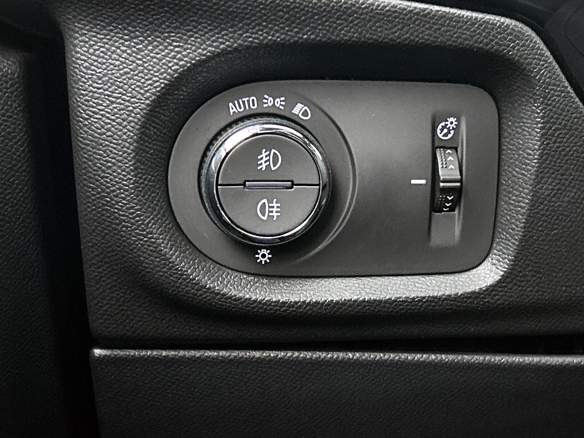 Opel-Corsa-image-22