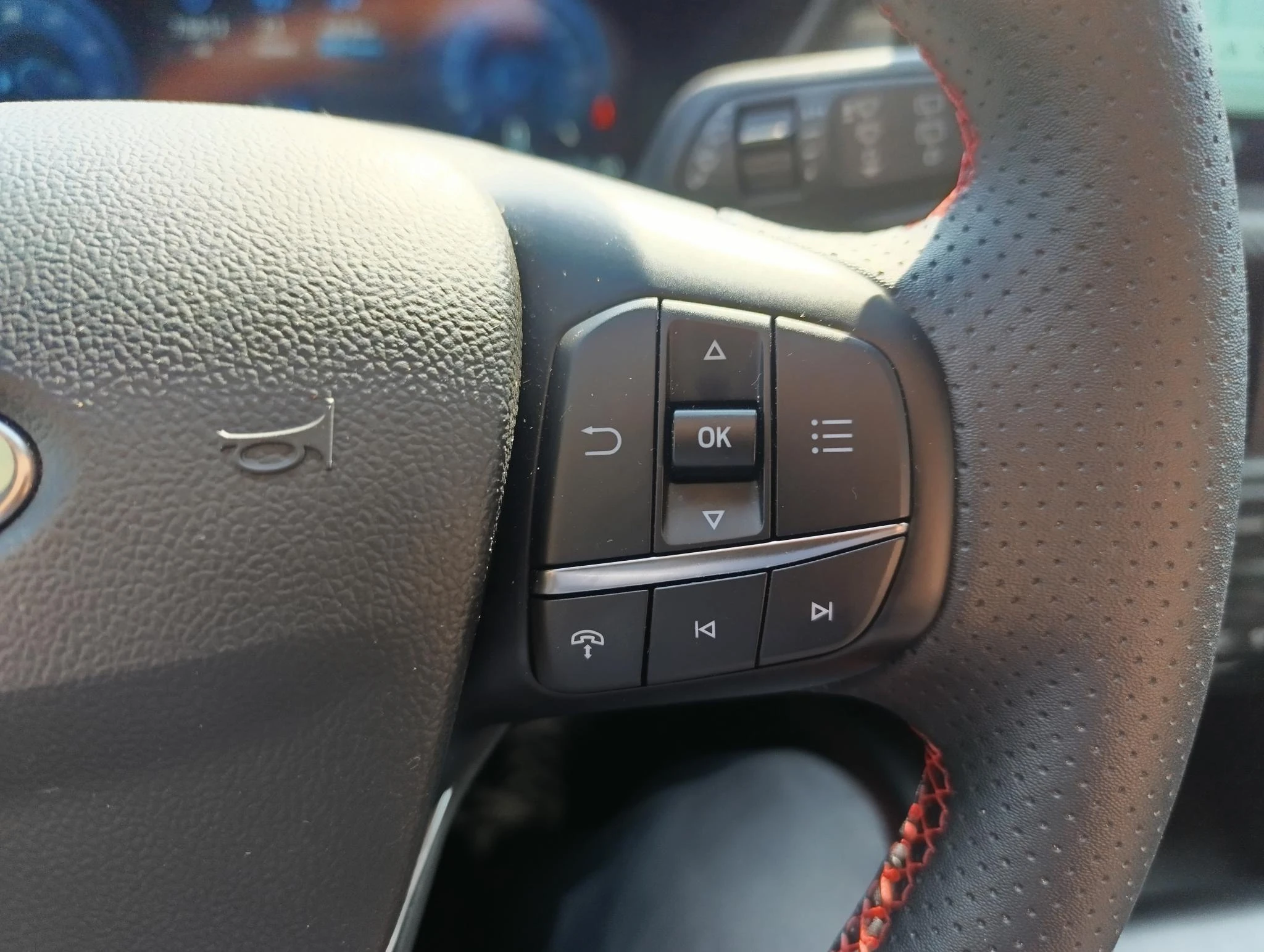 Ford-Kuga-image-29