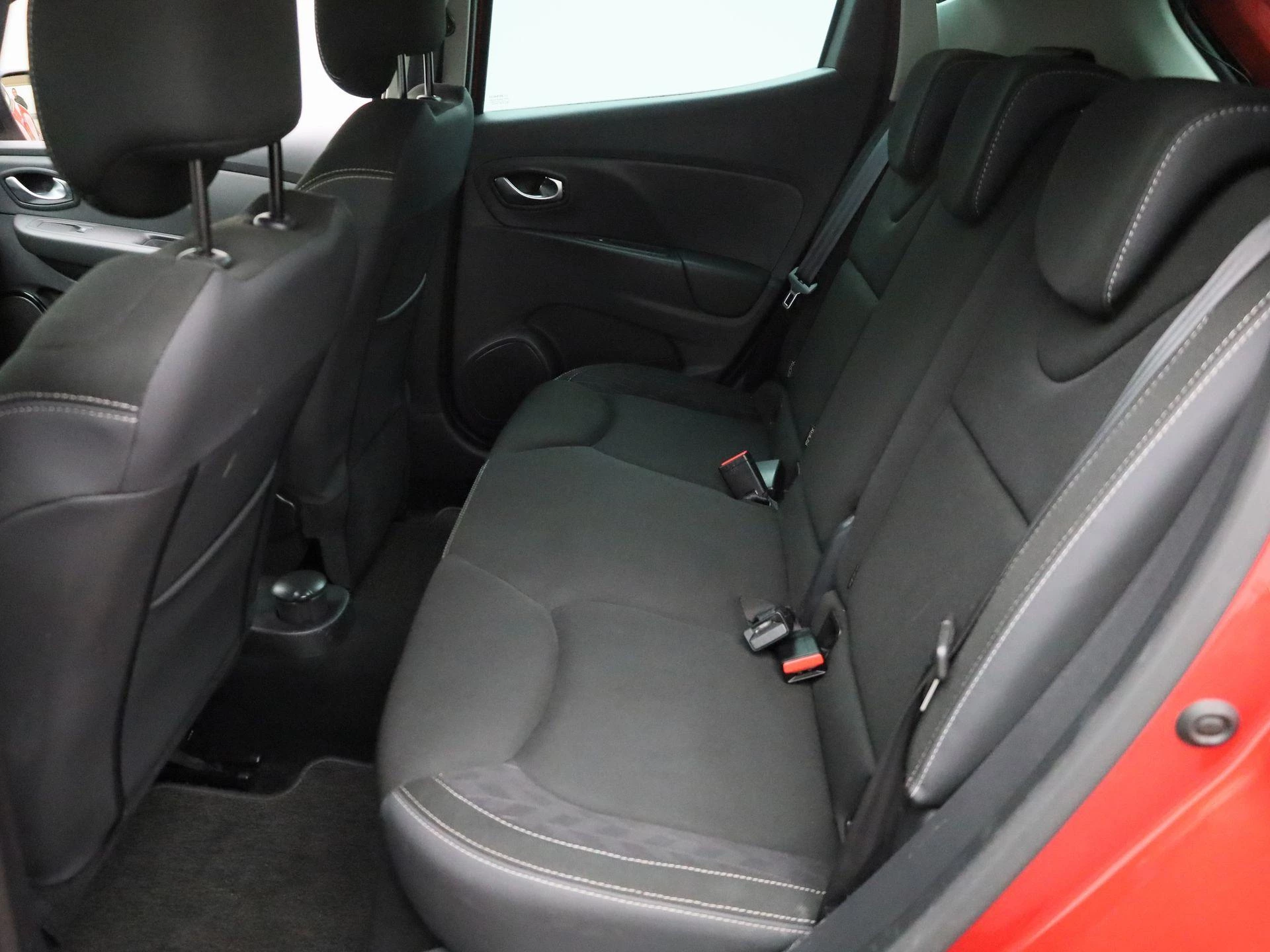 Renault-Clio-image-11