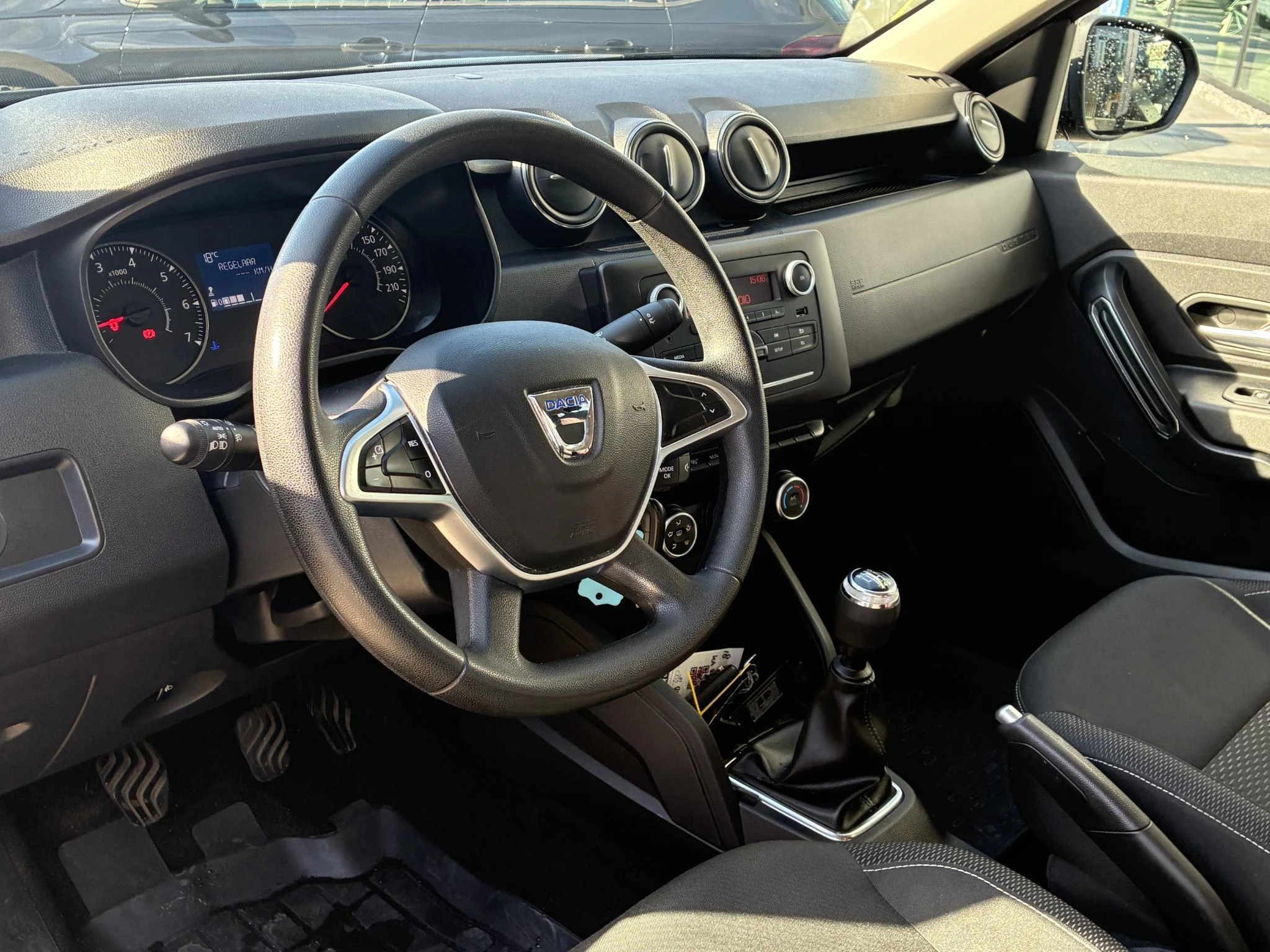 Dacia-Duster-image-3