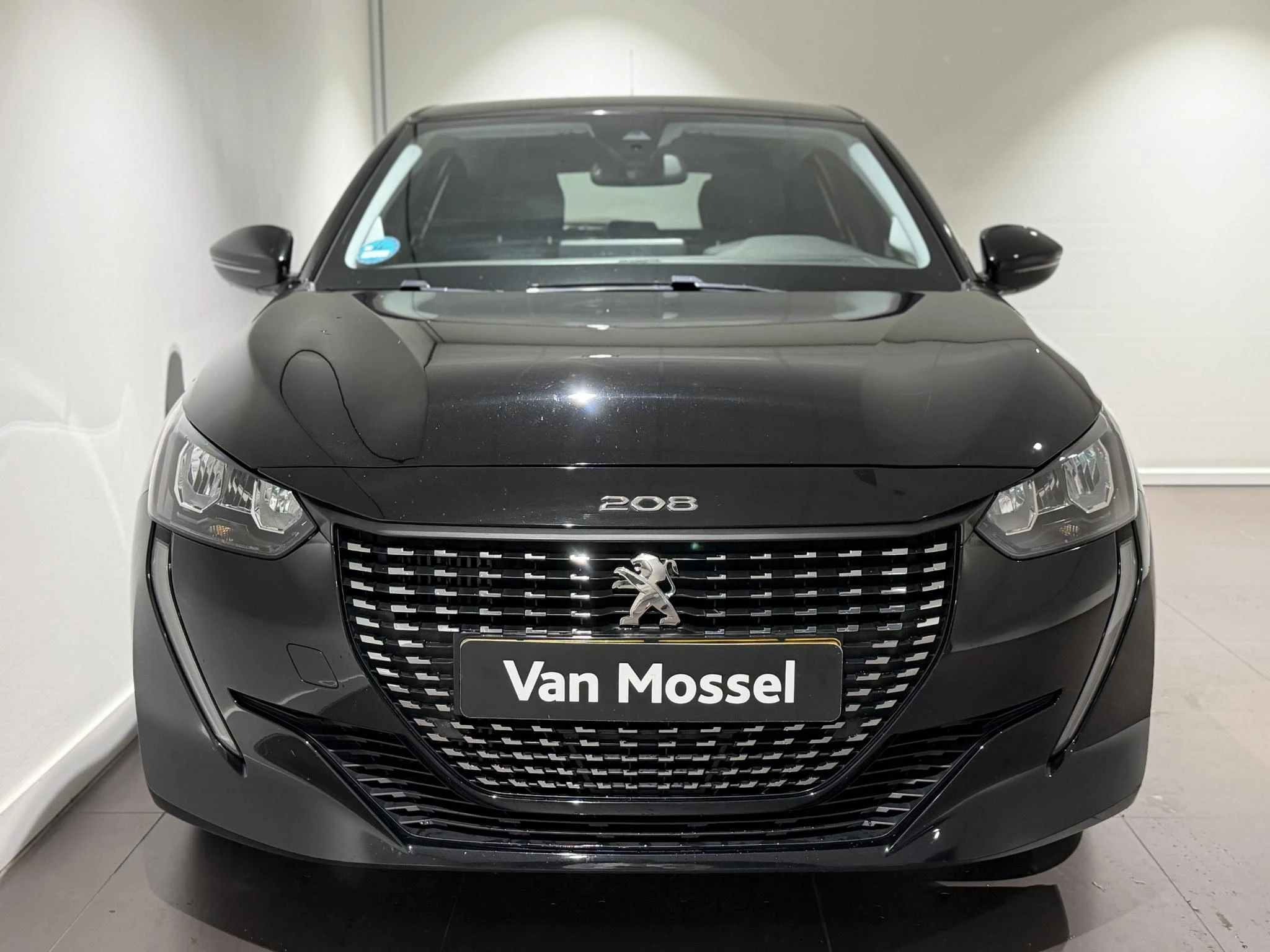 Peugeot-208-image-2