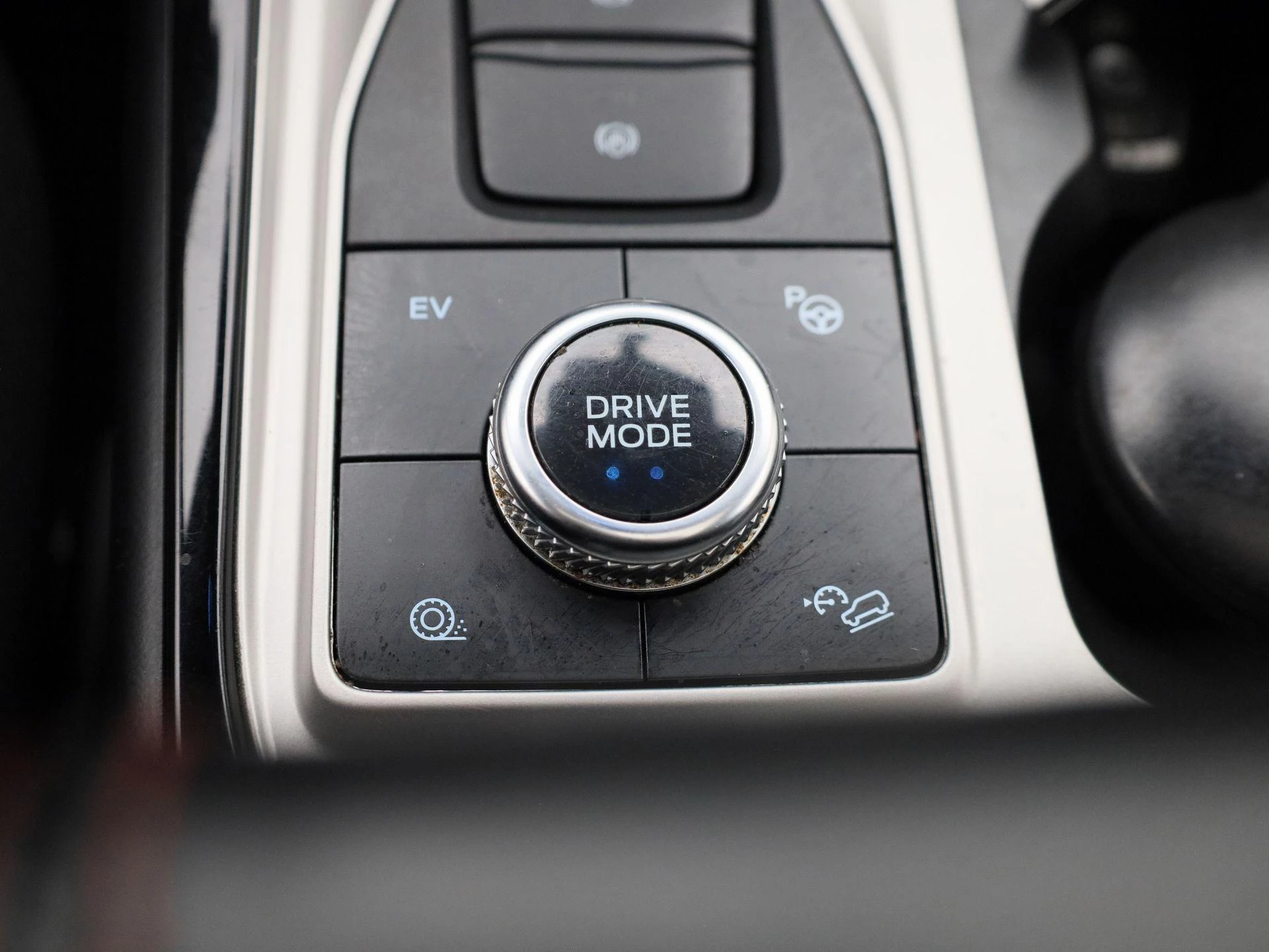 Ford-Explorer-image-25