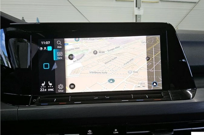 Volkswagen Golf 1.5 eTSI DSG Style Navi., App-Con., ACC, PDC, SHZ, Climatronic,