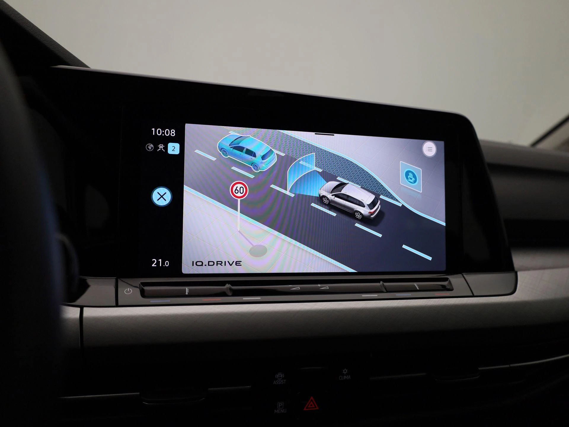 Volkswagen-Golf-image-24