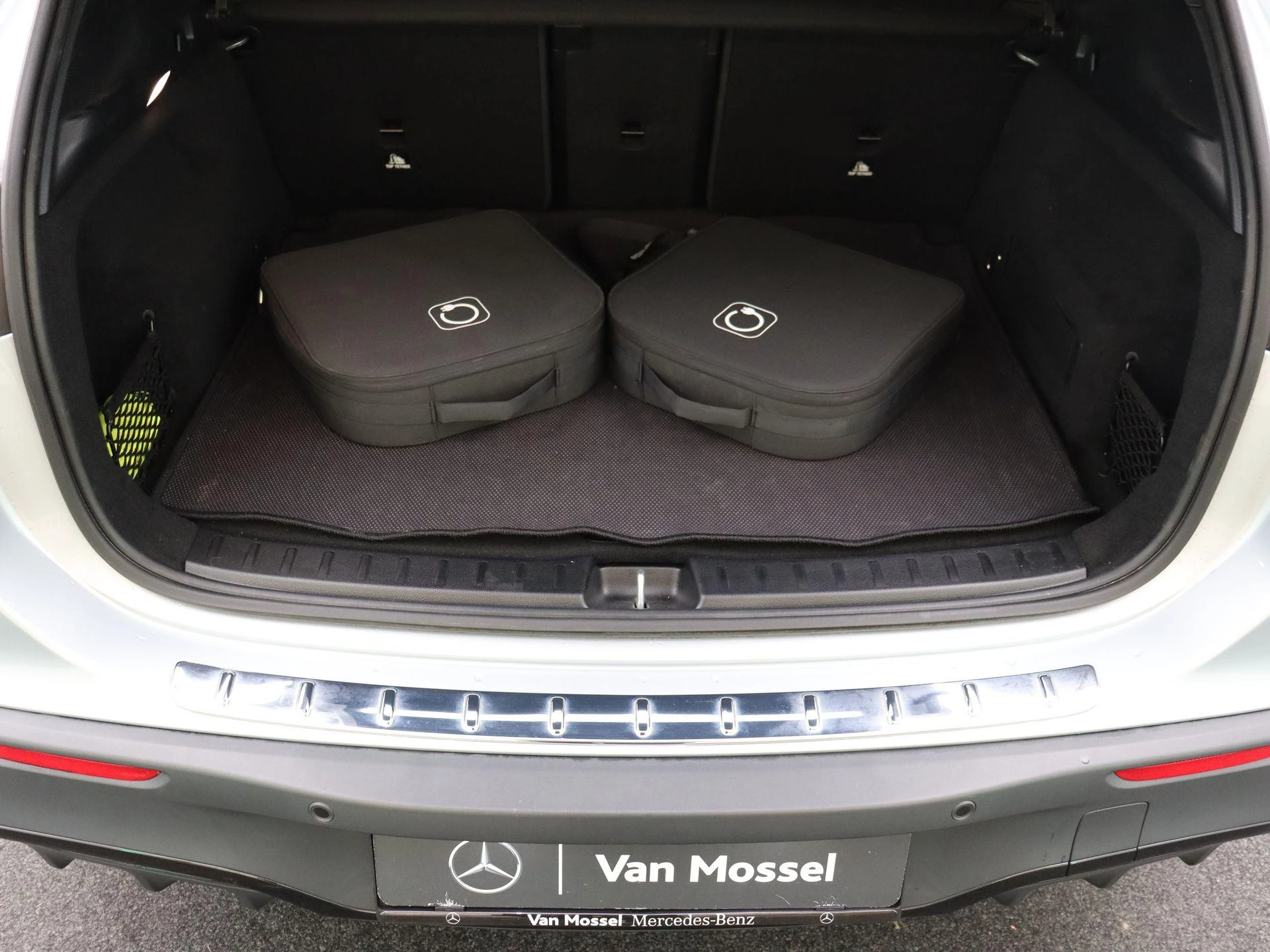 Mercedes-Benz-EQA-image-20