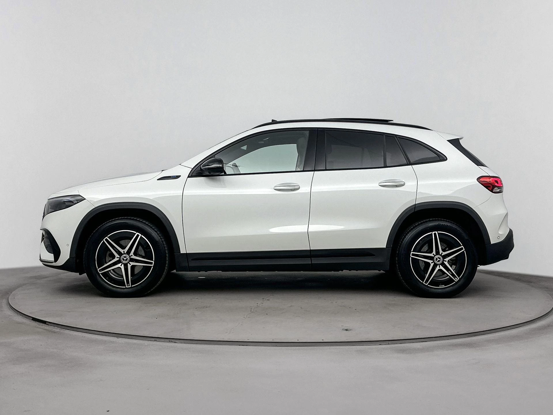 Mercedes-Benz EQA 250 Business Solution AMG 67 kWh 191PK