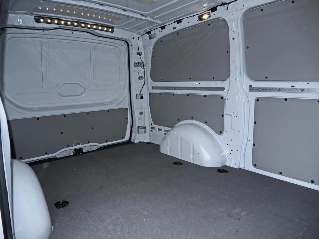 Mercedes-Benz-Vito 116-image-13