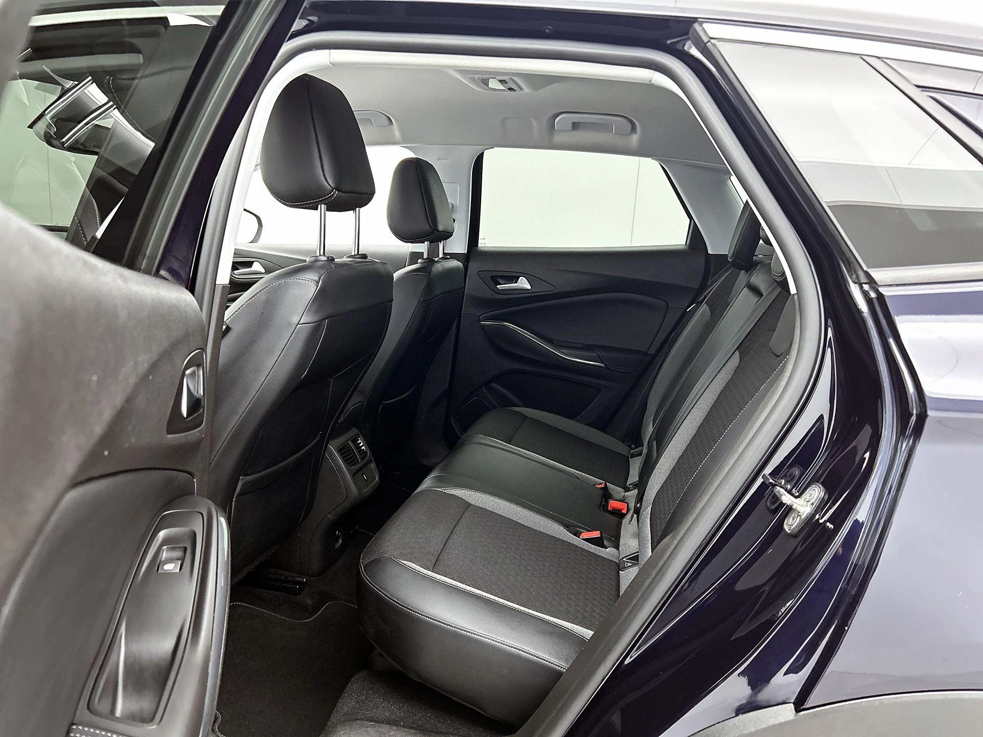 Opel-Grandland X-image-36