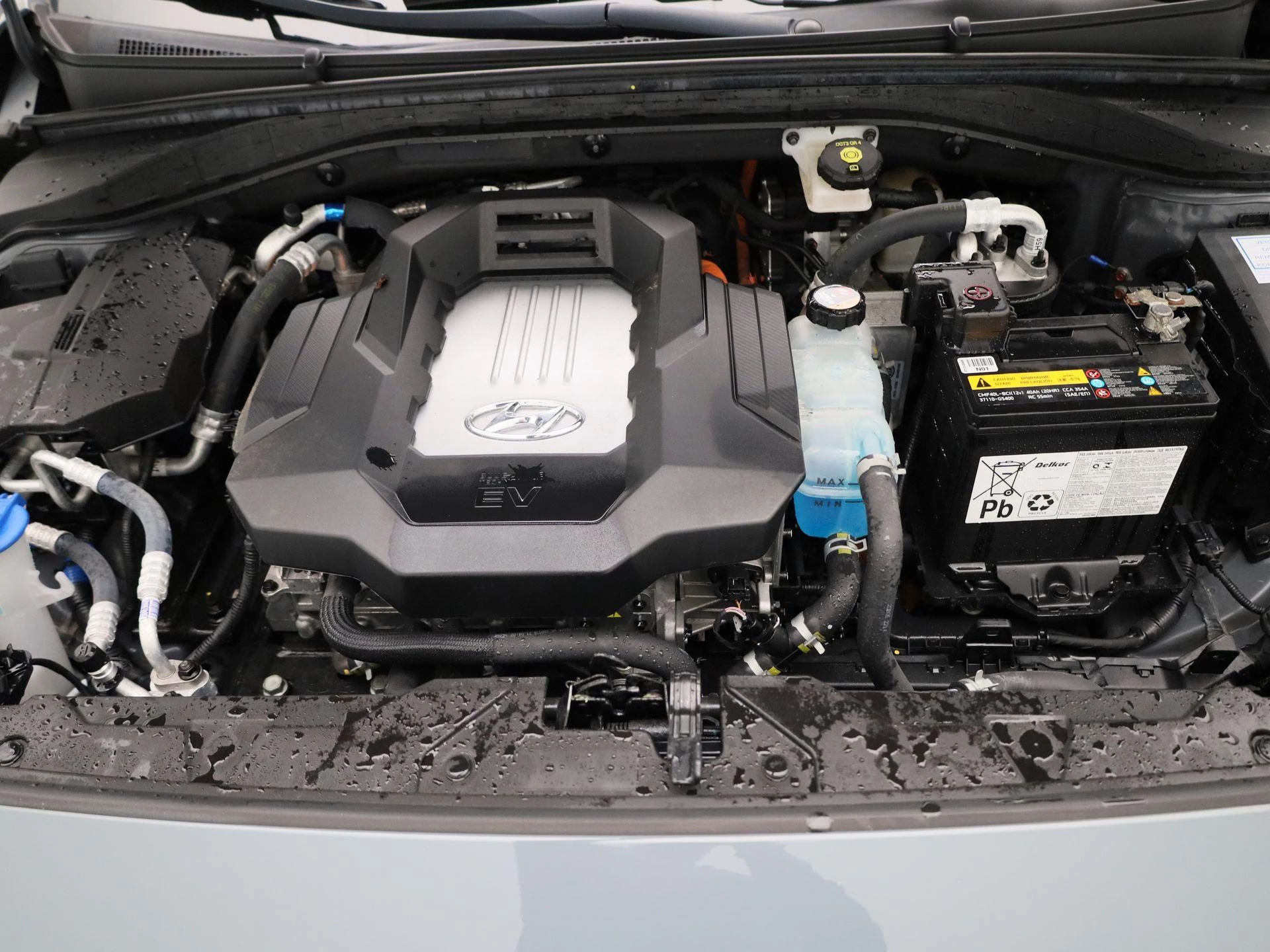 Hyundai-IONIQ-image-33