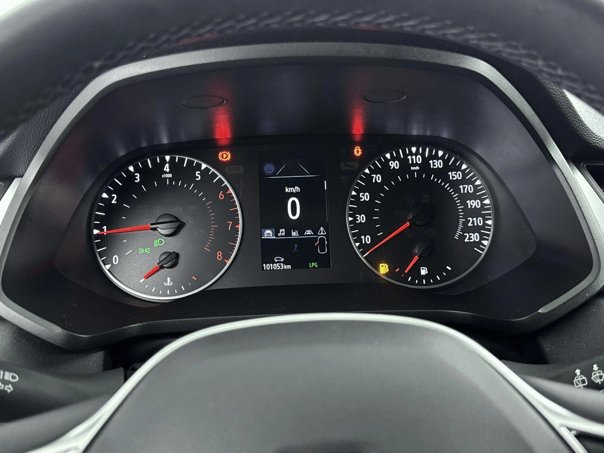 Renault-Captur-image-8