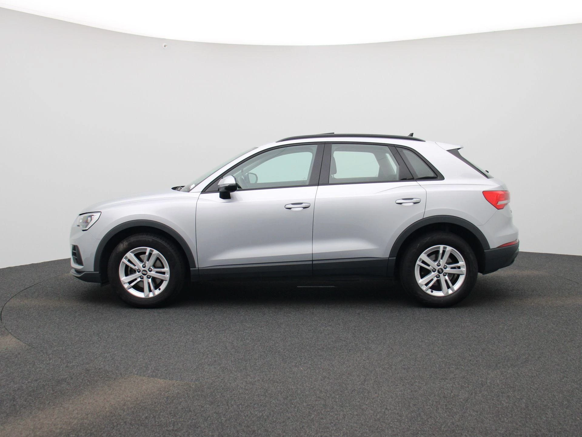 Audi-Q3-image-3